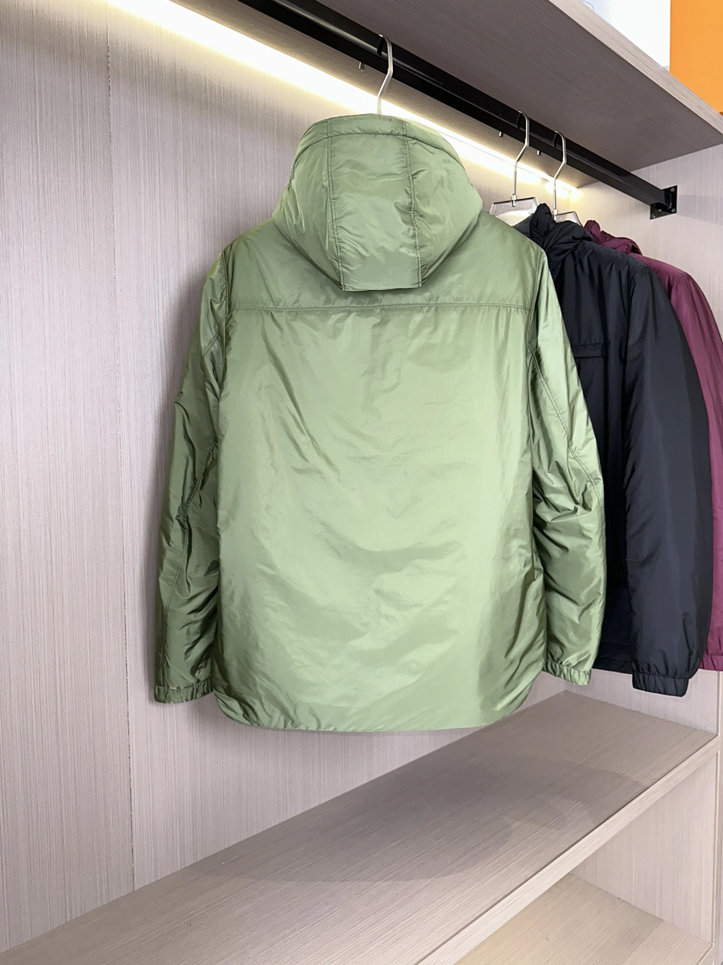 Fashionable Prada Down Jackets 172389