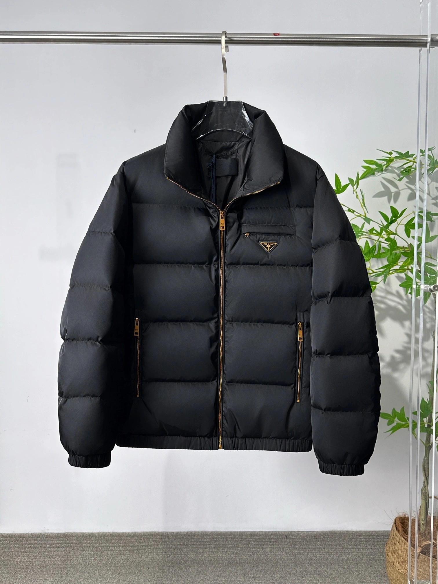 GoAnywhere Prada Down Jackets 172405