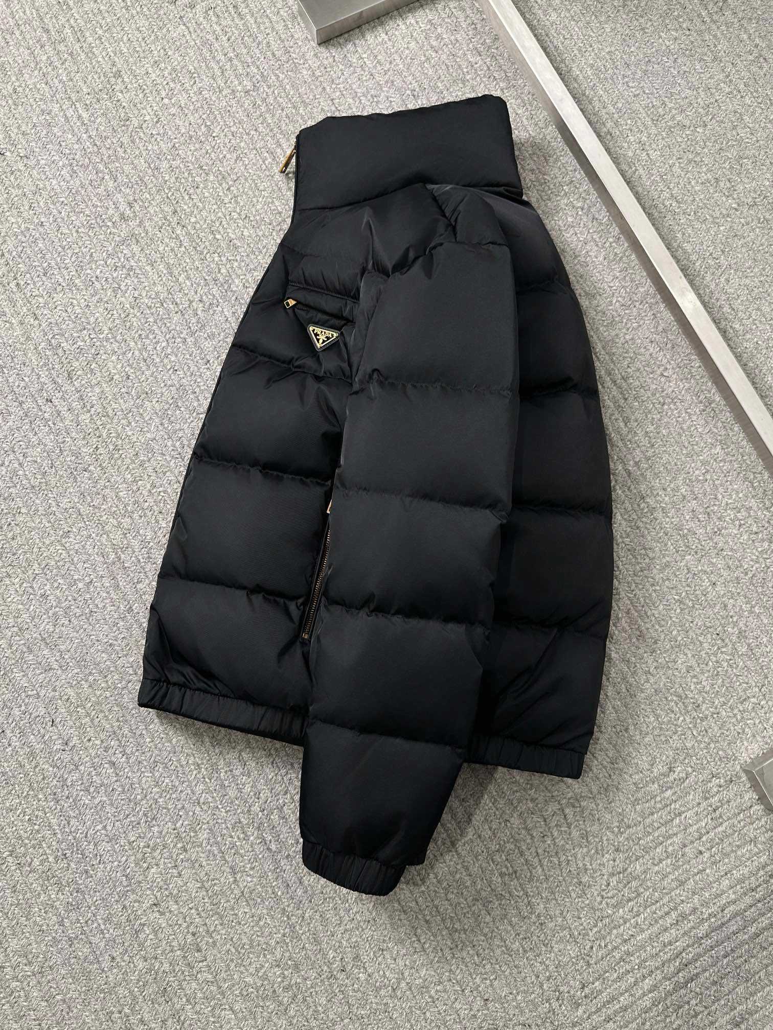 GoAnywhere Prada Down Jackets 172405