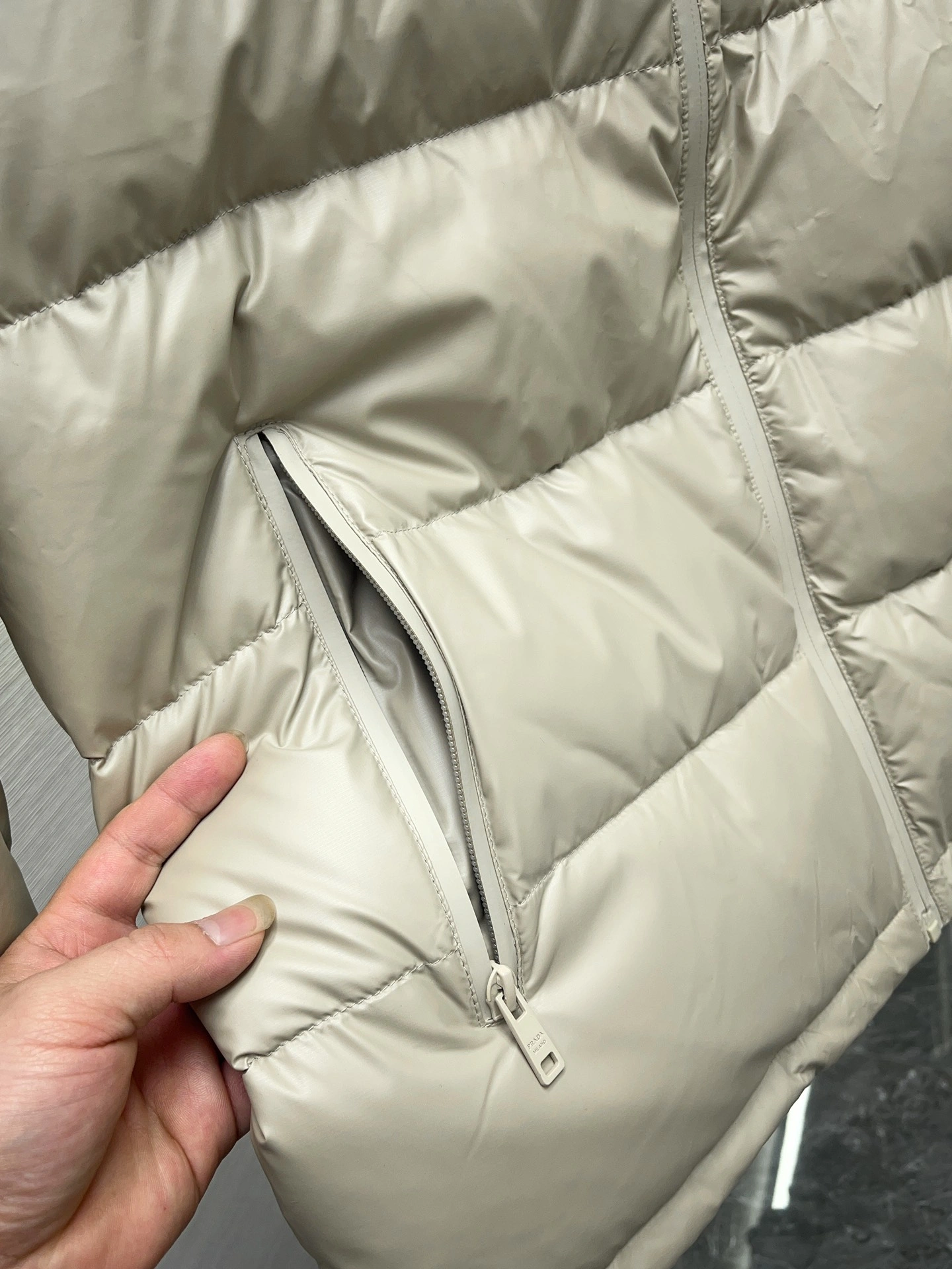 Sleek Prada Down Jackets 172392