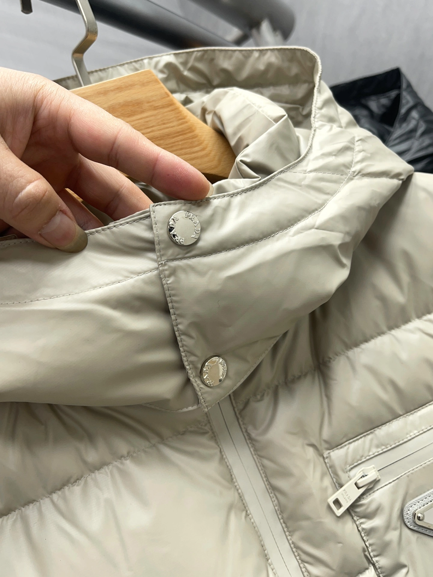 Sleek Prada Down Jackets 172392