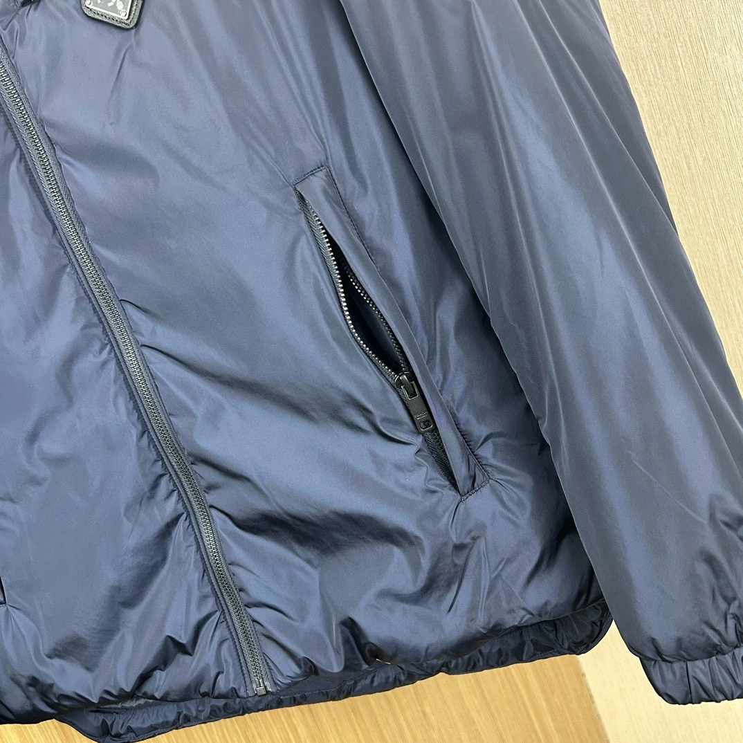 Prada Down Jackets EasyMatch 172384