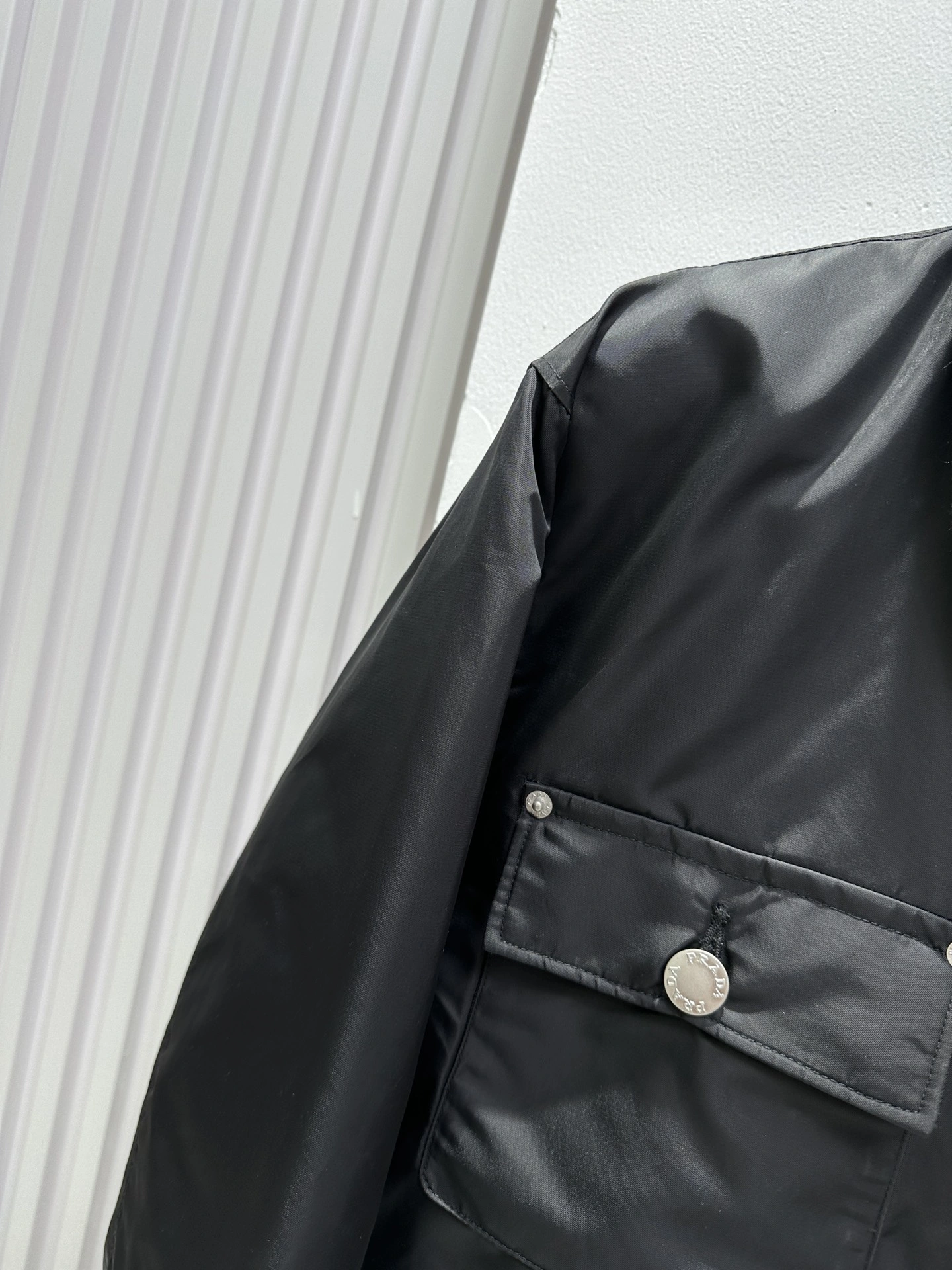 Prada Down Jackets Minimalist 172372