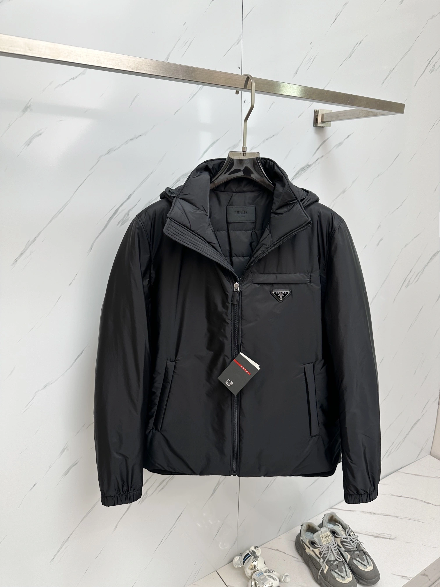 ZipUp Prada Down Jackets 172365
