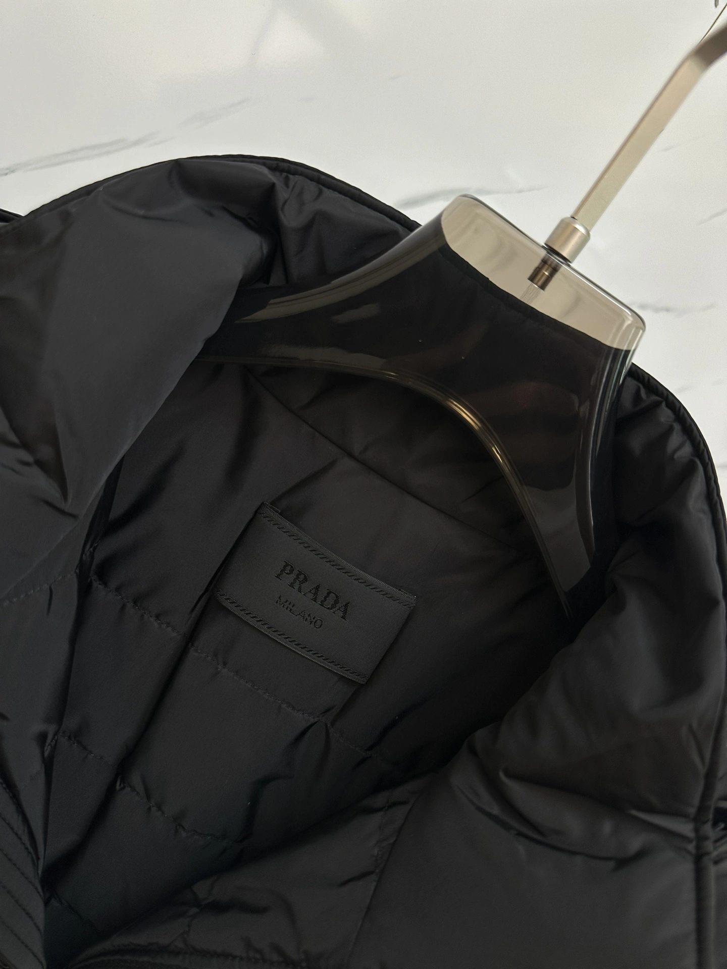 ZipUp Prada Down Jackets 172365