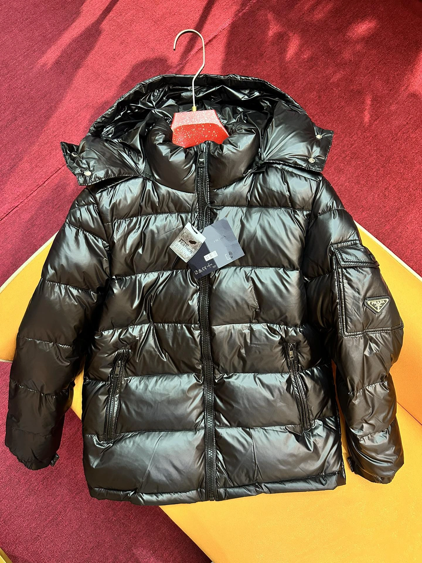 Chic Prada Down Jackets 172386