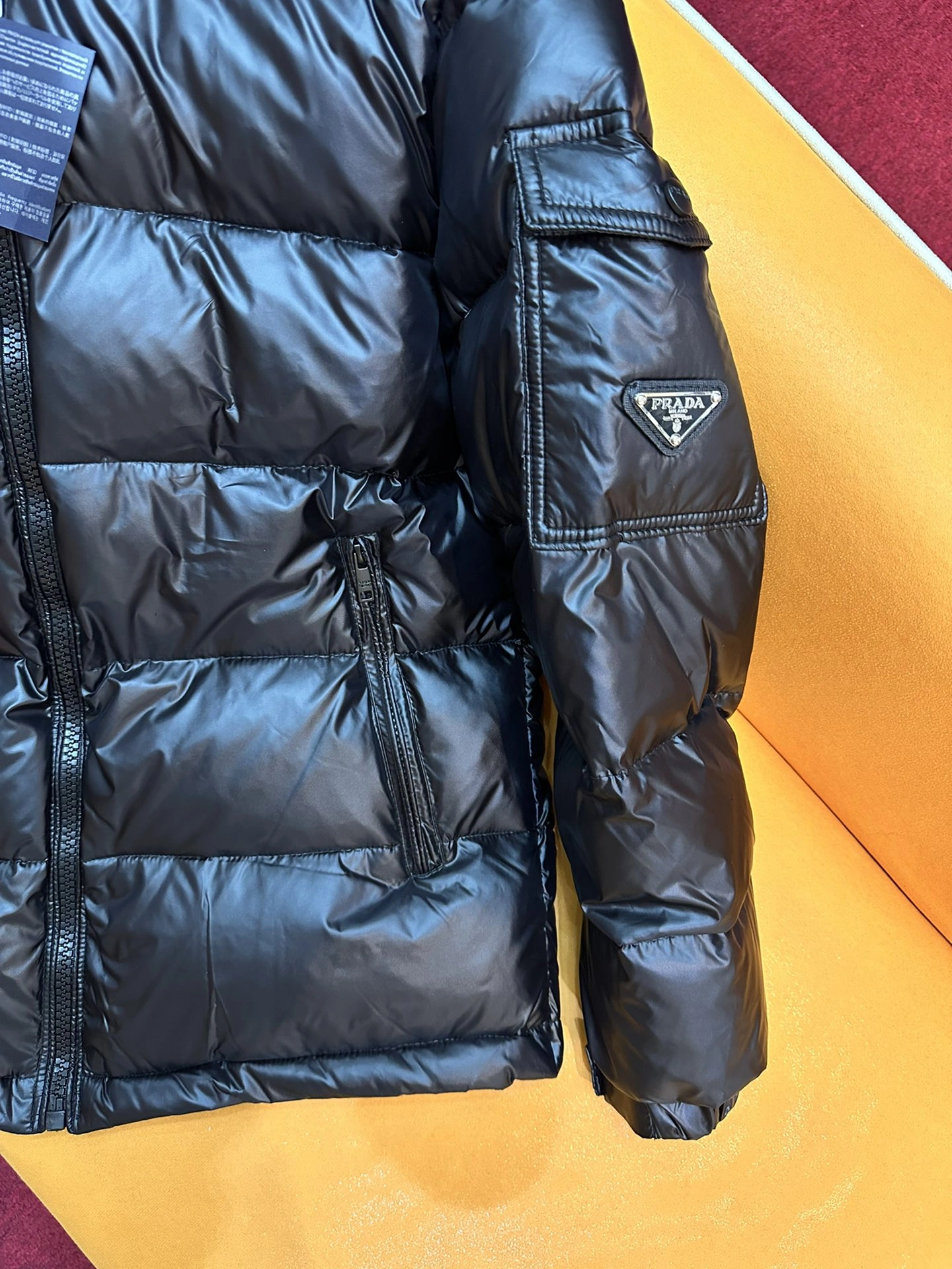 Chic Prada Down Jackets 172386