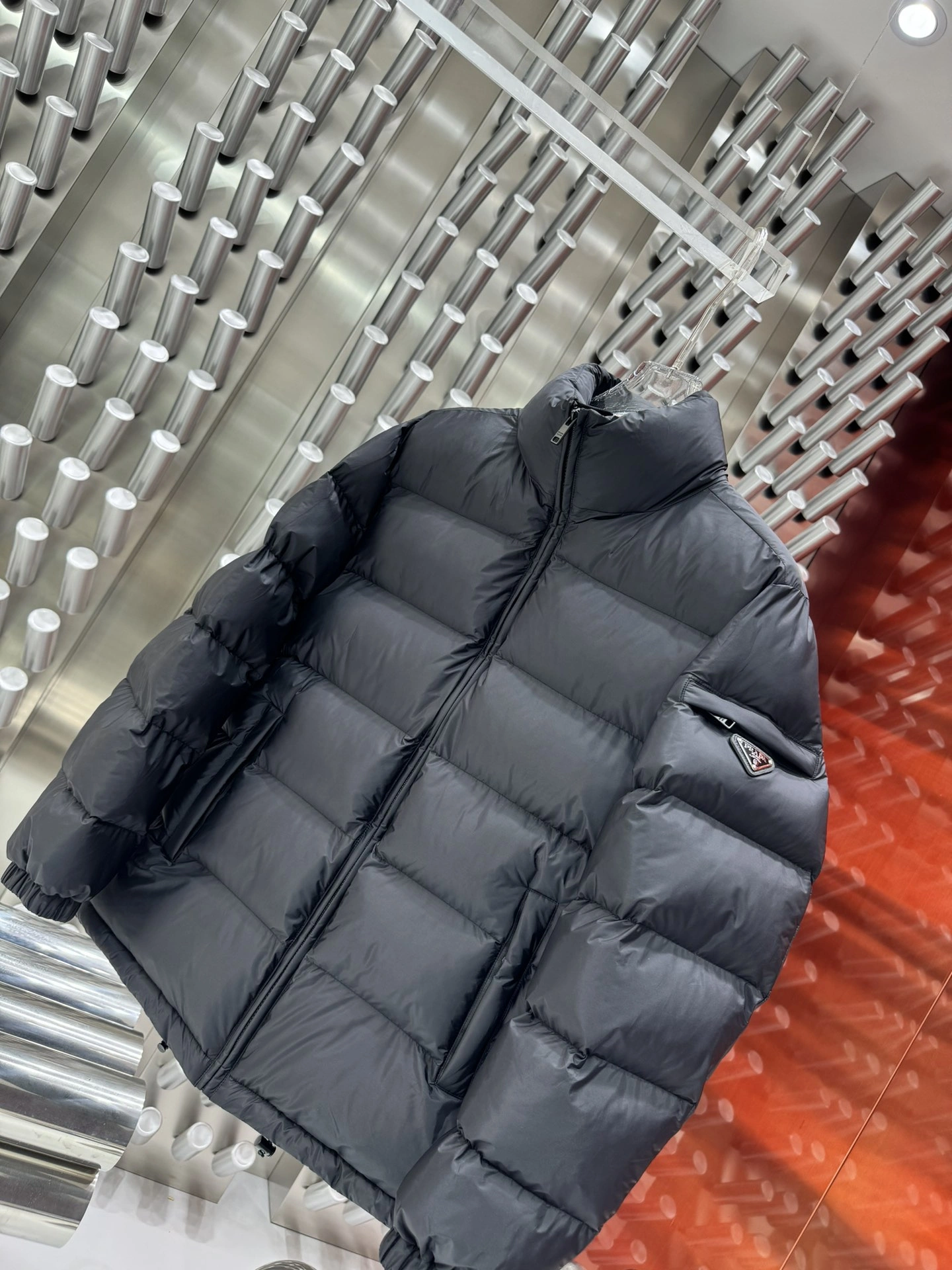 ZipUp Prada Down Jackets 172353