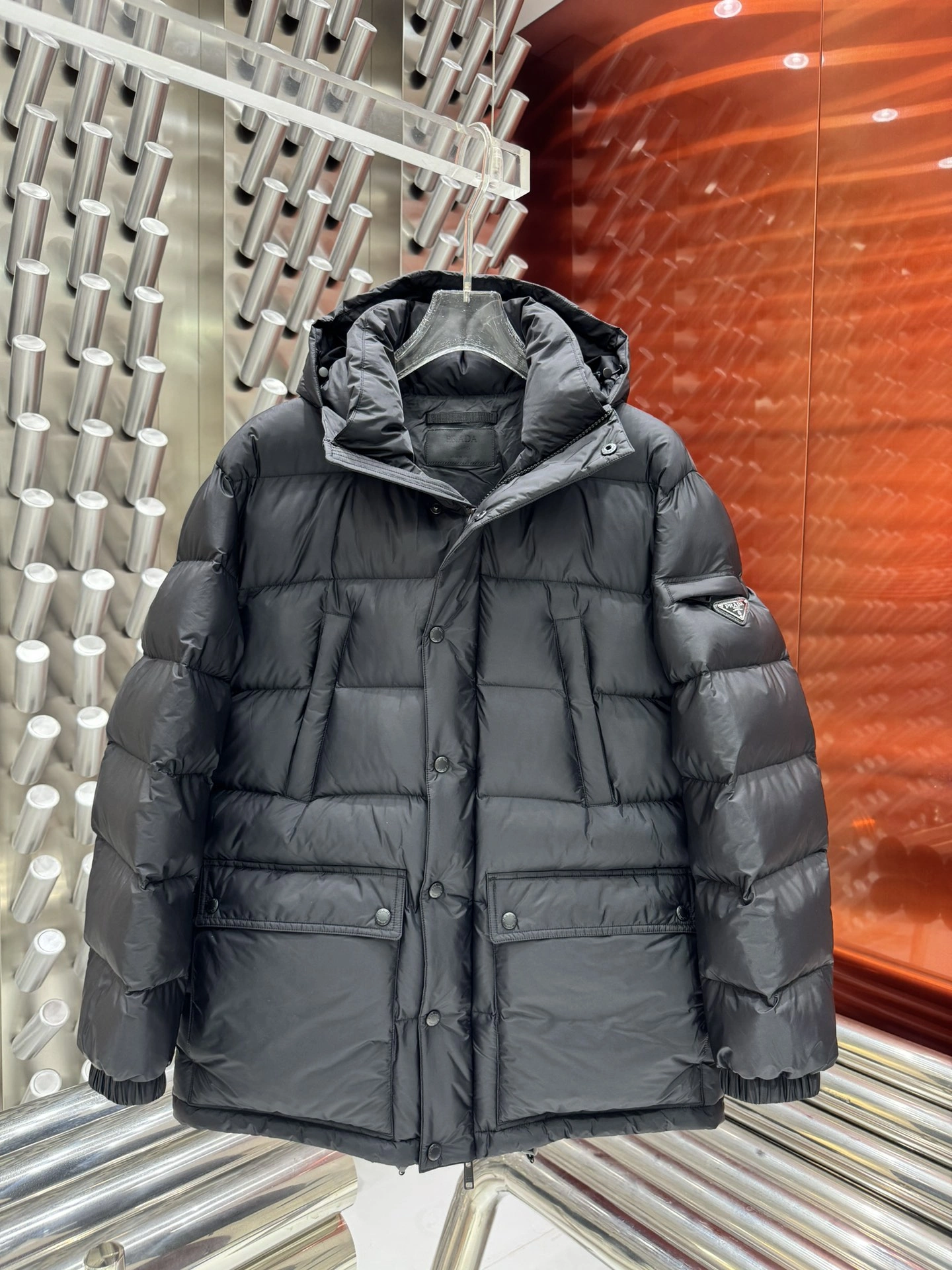 Reliable Prada Down Jackets 172351