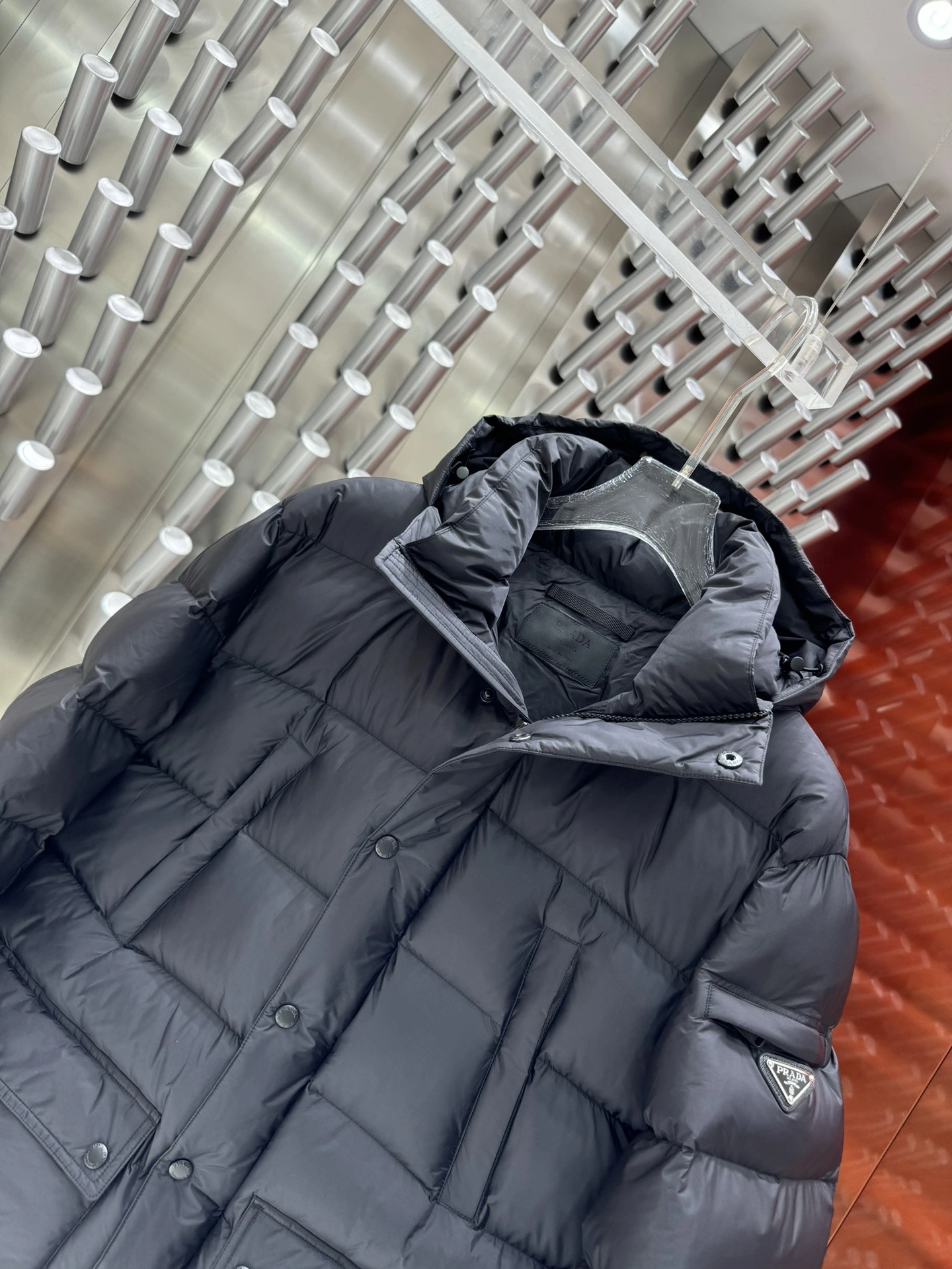 Reliable Prada Down Jackets 172351