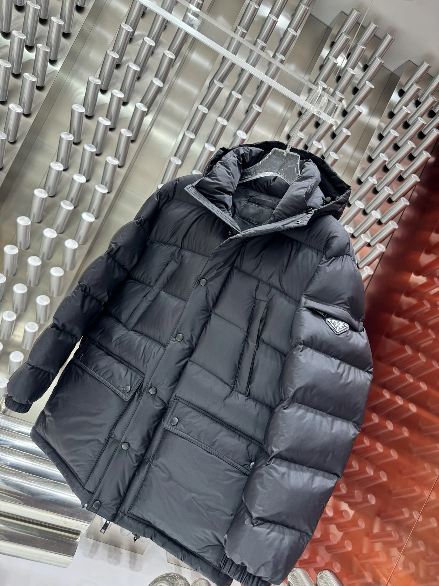 Reliable Prada Down Jackets 172351