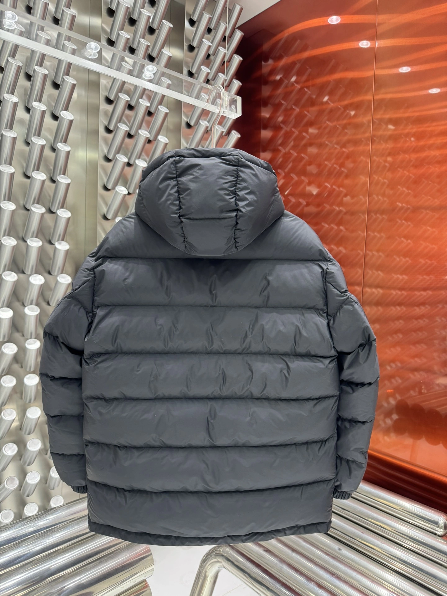 Reliable Prada Down Jackets 172351