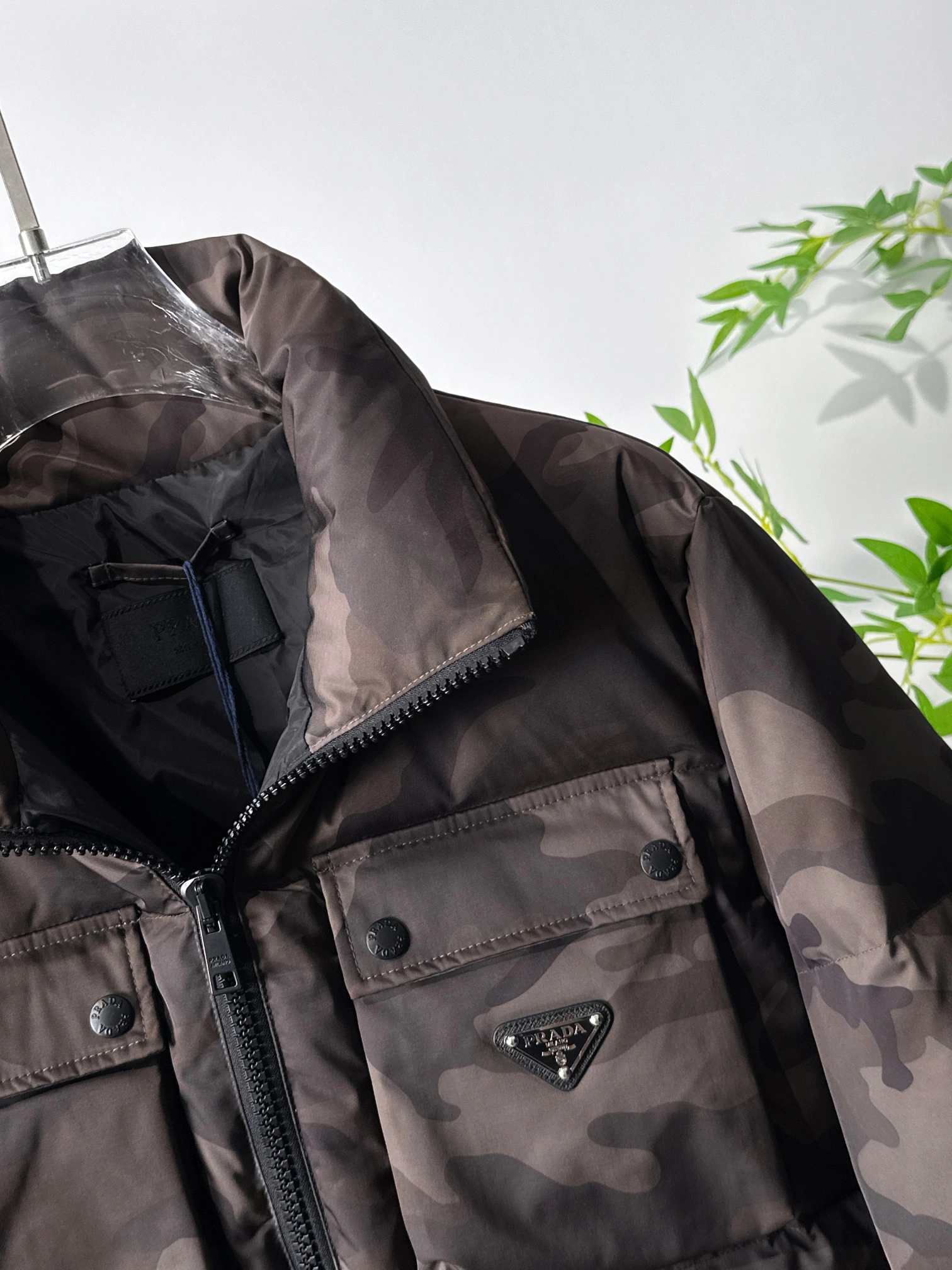 Effortless Prada Down Jackets 172366