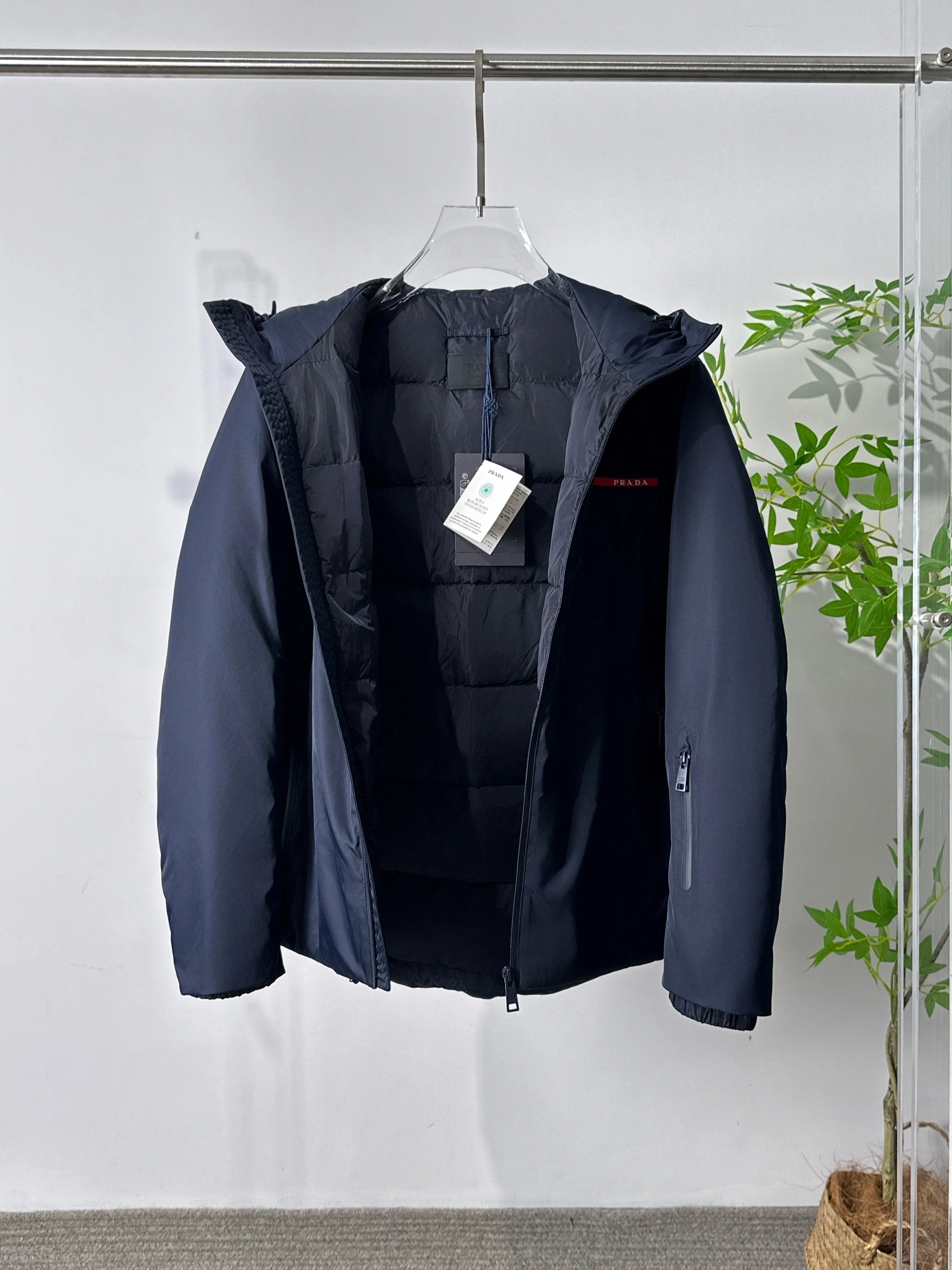Prada Down Jackets ModernLook 172329