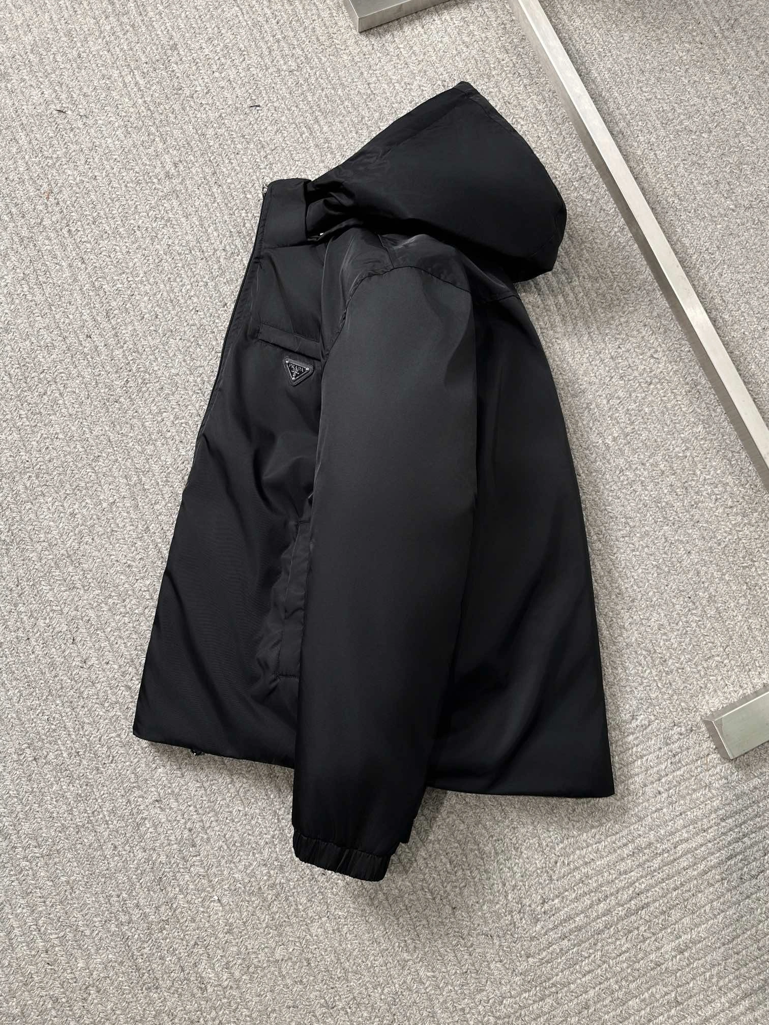 Attractive Prada Down Jackets 172328