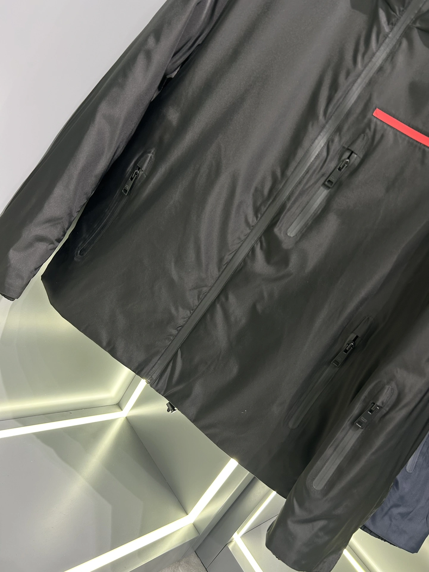 Prada Down Jackets Attractive 172326