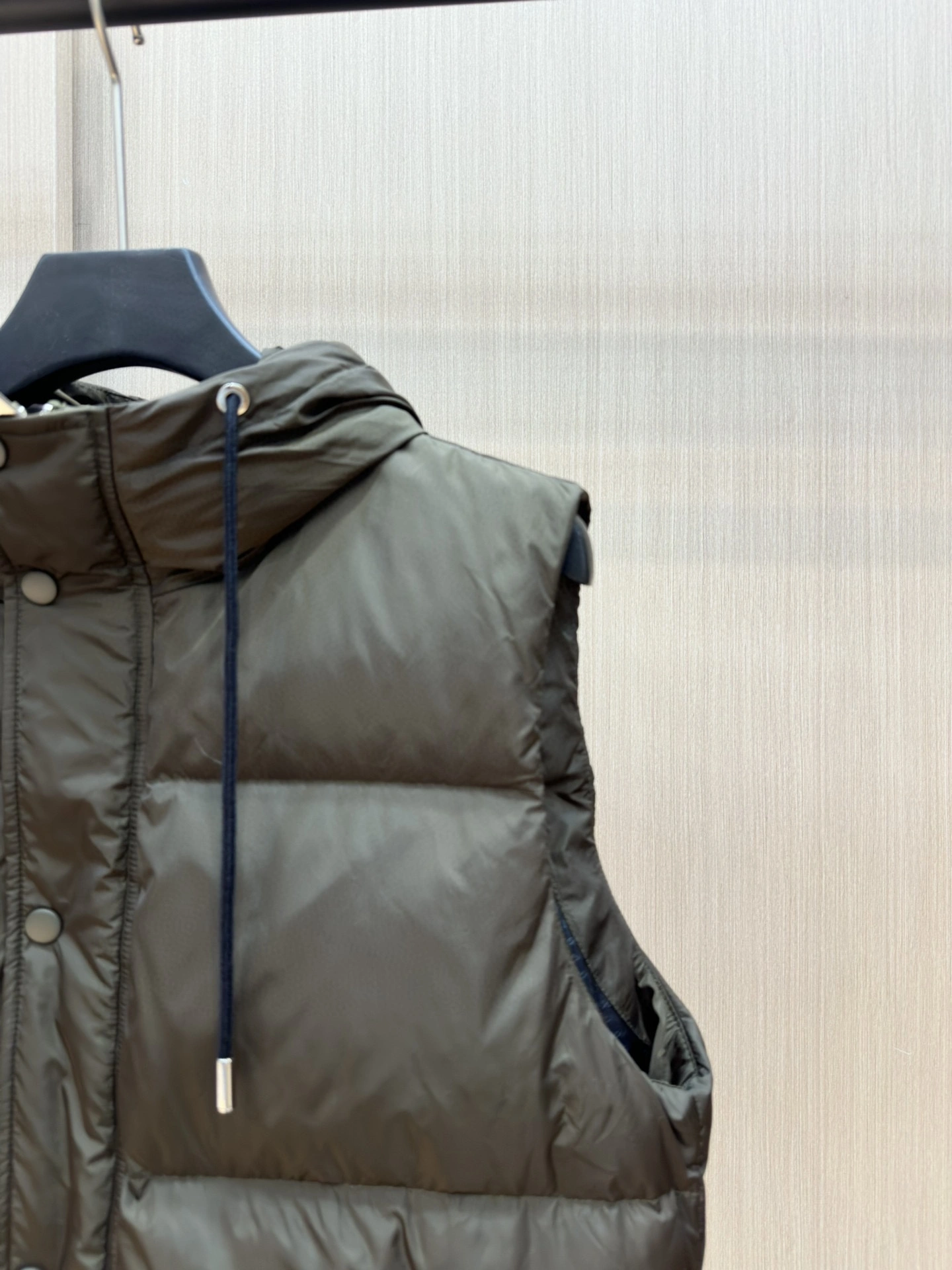 Prada Down Jackets WellDesigned 172374