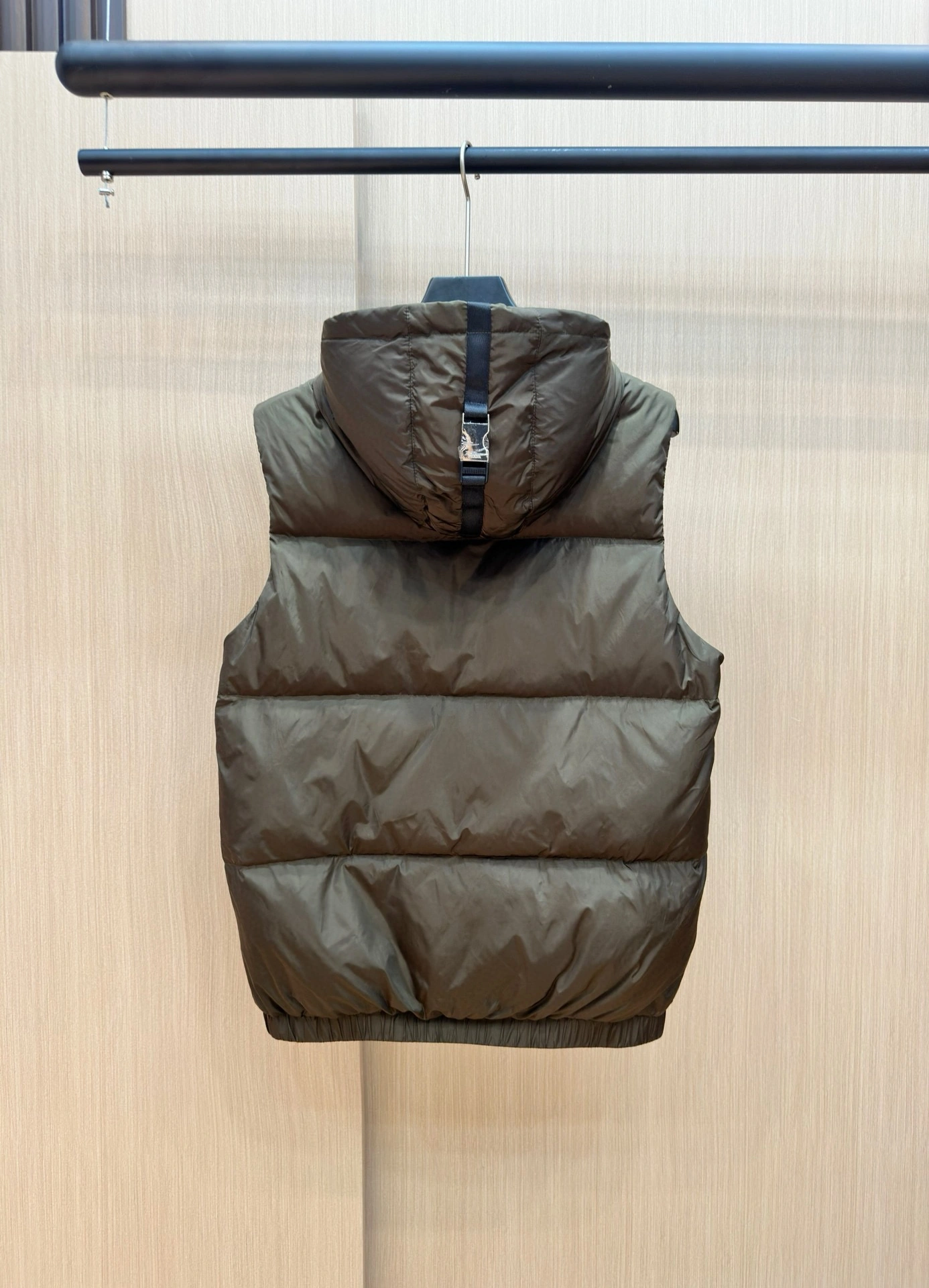 Prada Down Jackets WellDesigned 172374