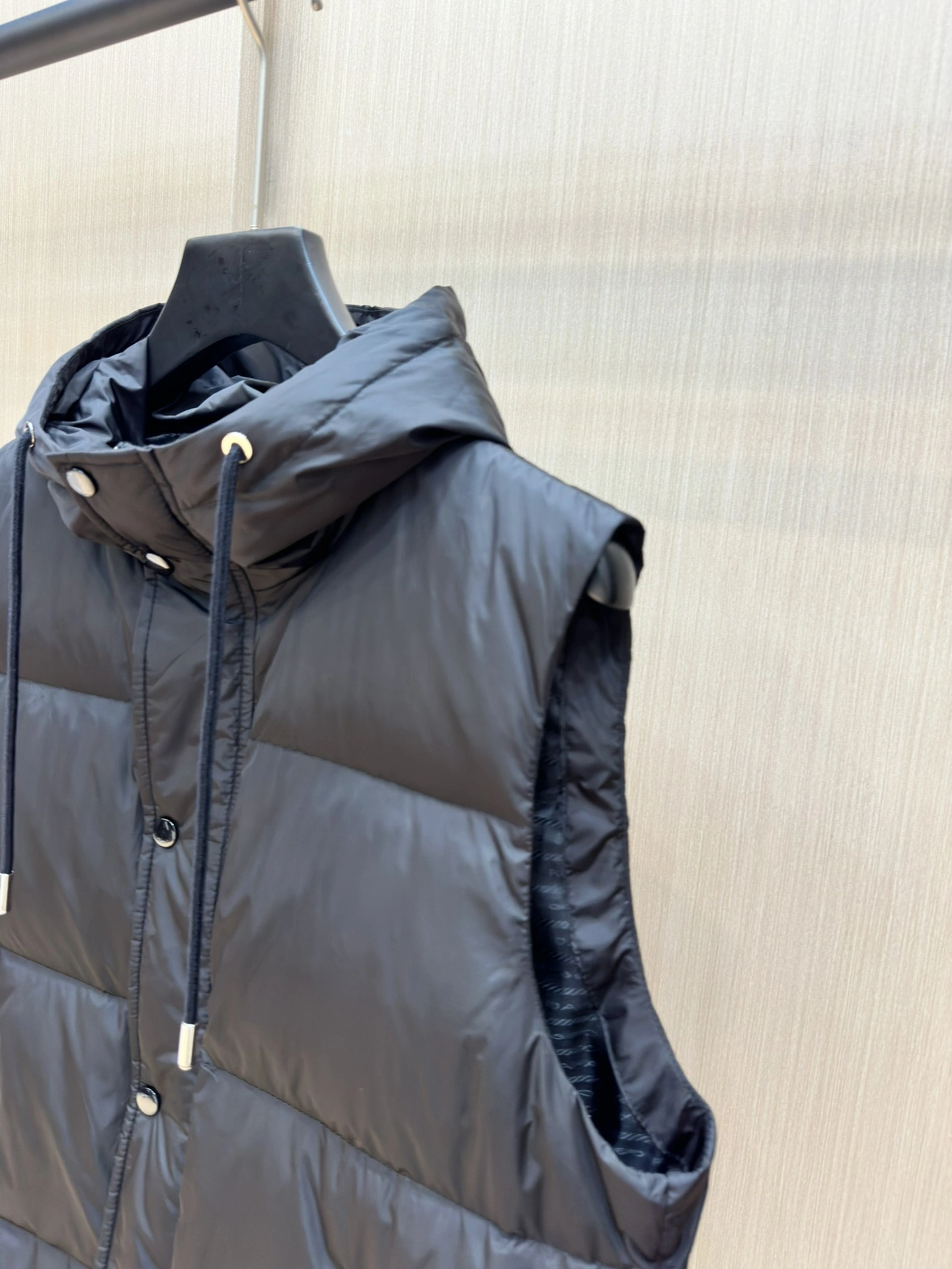 RelaxedFit Prada Down Jackets 172320