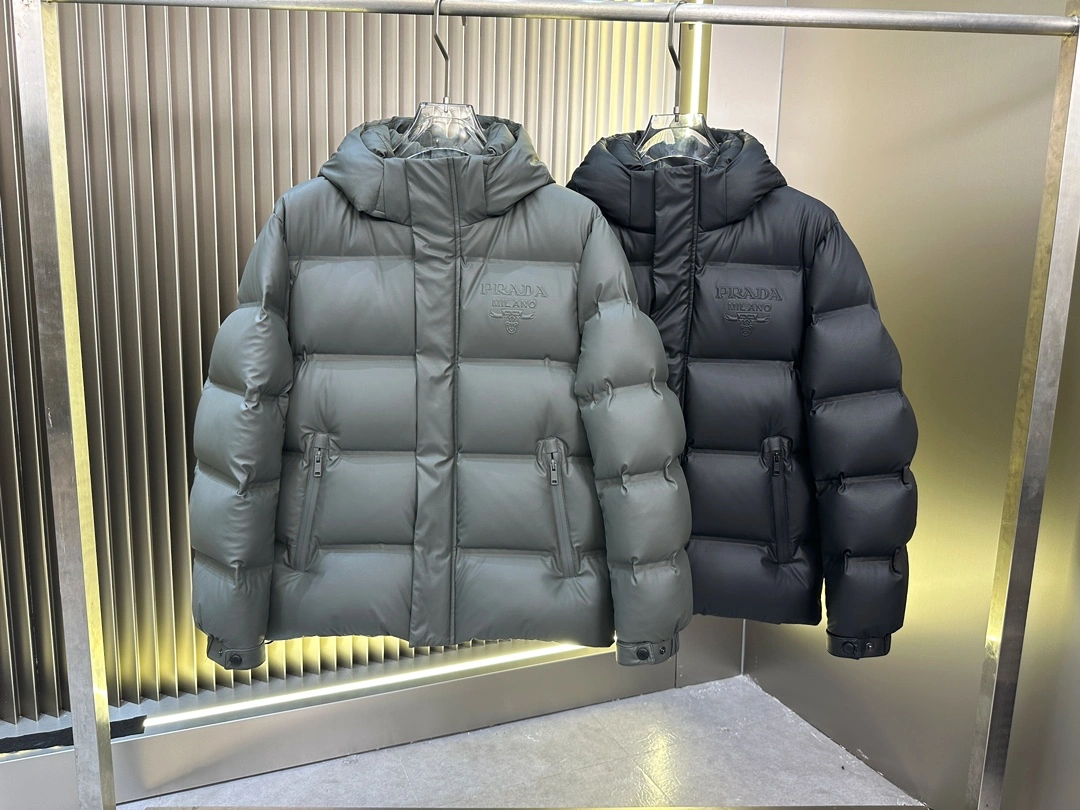 ComfortFit Prada Down Jackets 172317