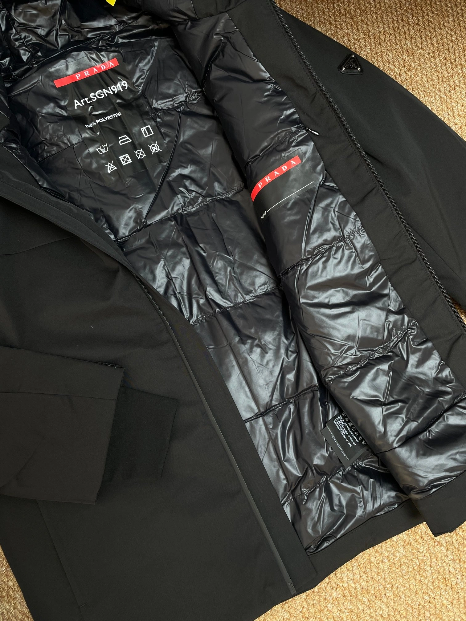Sustainable Prada Down Jackets 172314