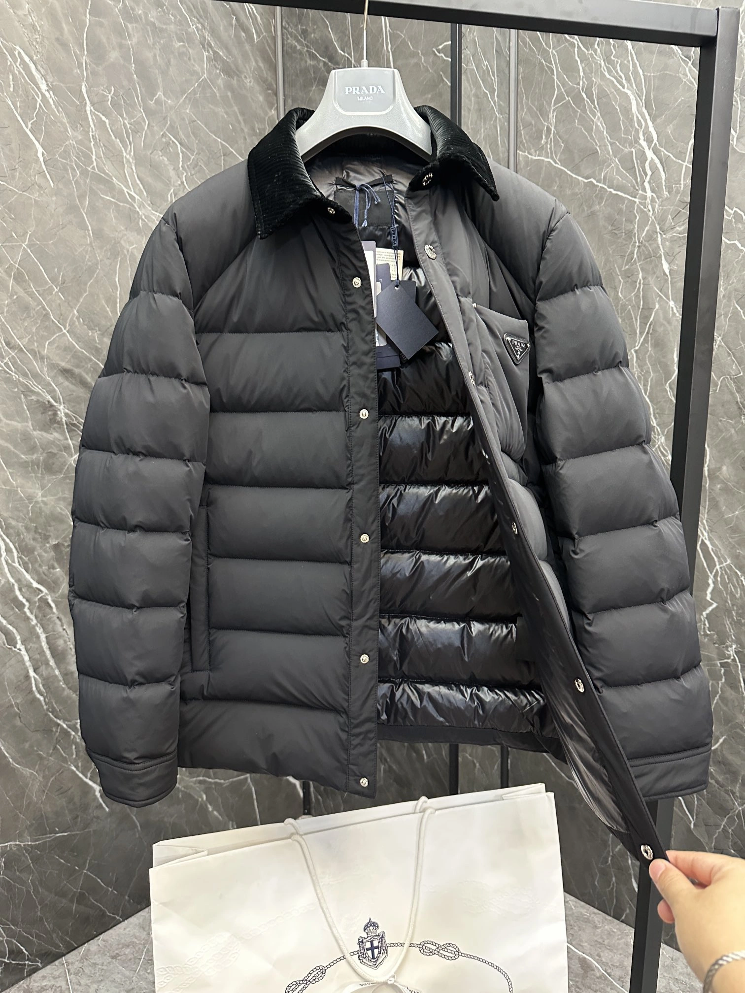 Prada Down Jackets Sporty 172350