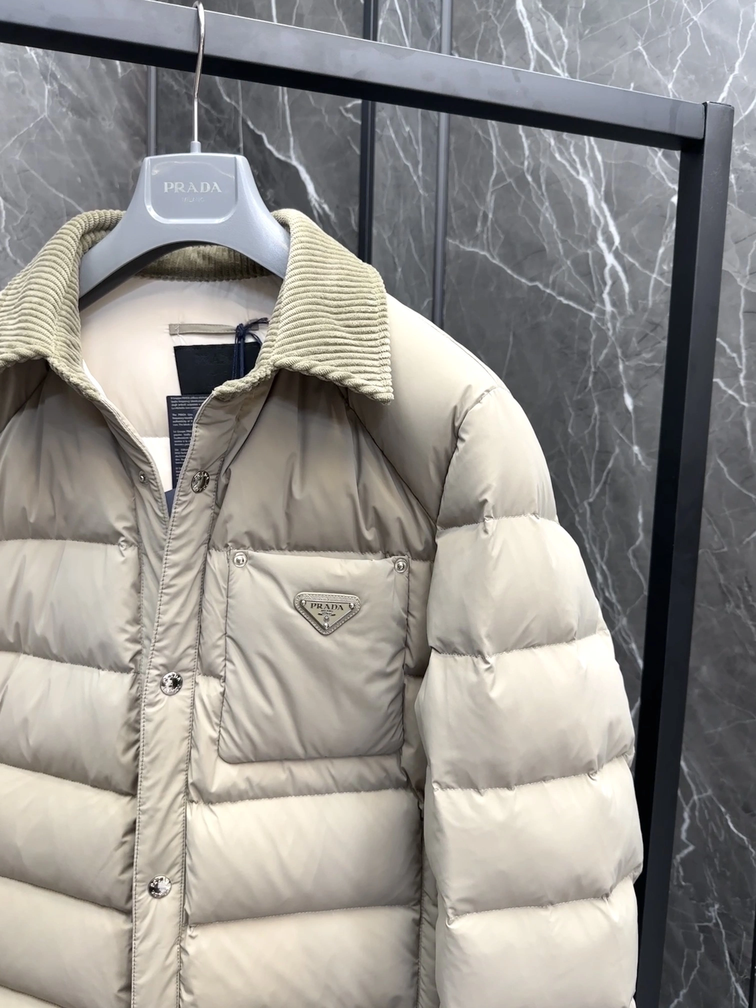 Efficient Prada Down Jackets 172311