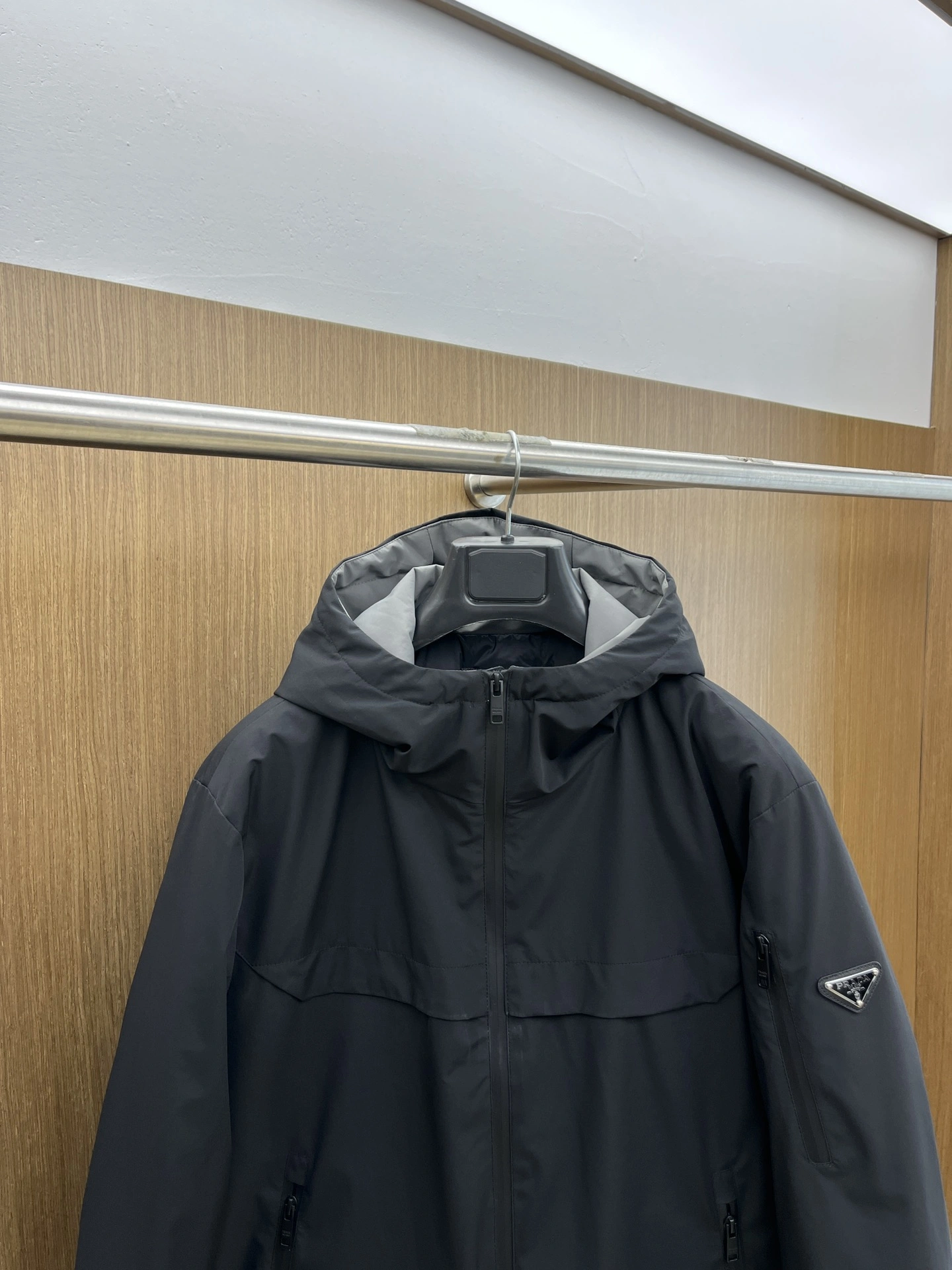 Prada Down Jackets EasyMatch 172309