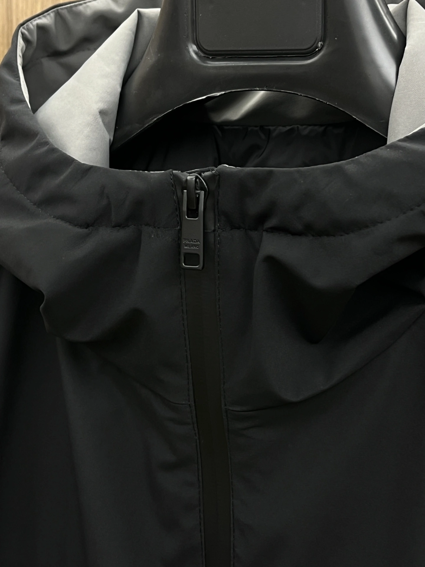 Prada Down Jackets EasyMatch 172309