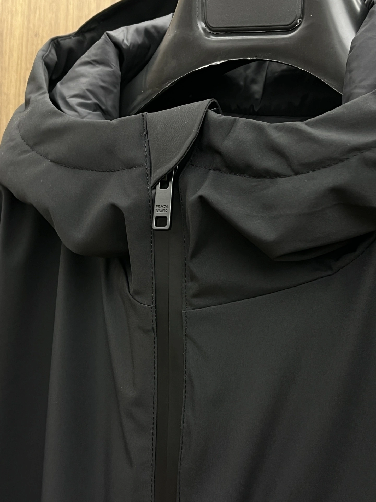Prada Down Jackets Unique 172307