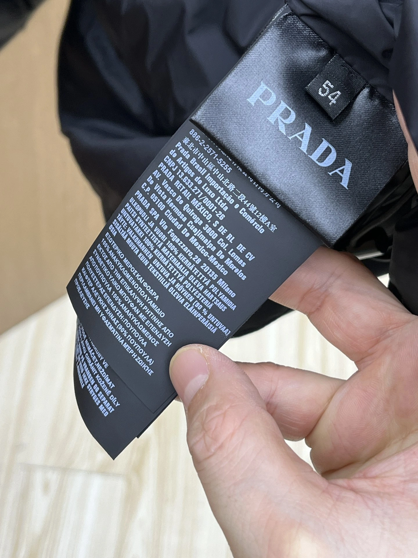 Prada Down Jackets Unique 172307