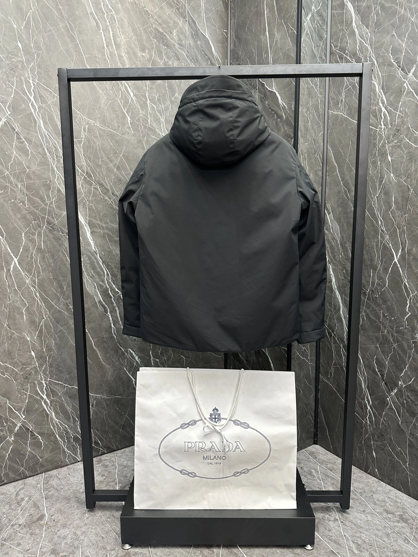 Prada Down Jackets UrbanChic 172306