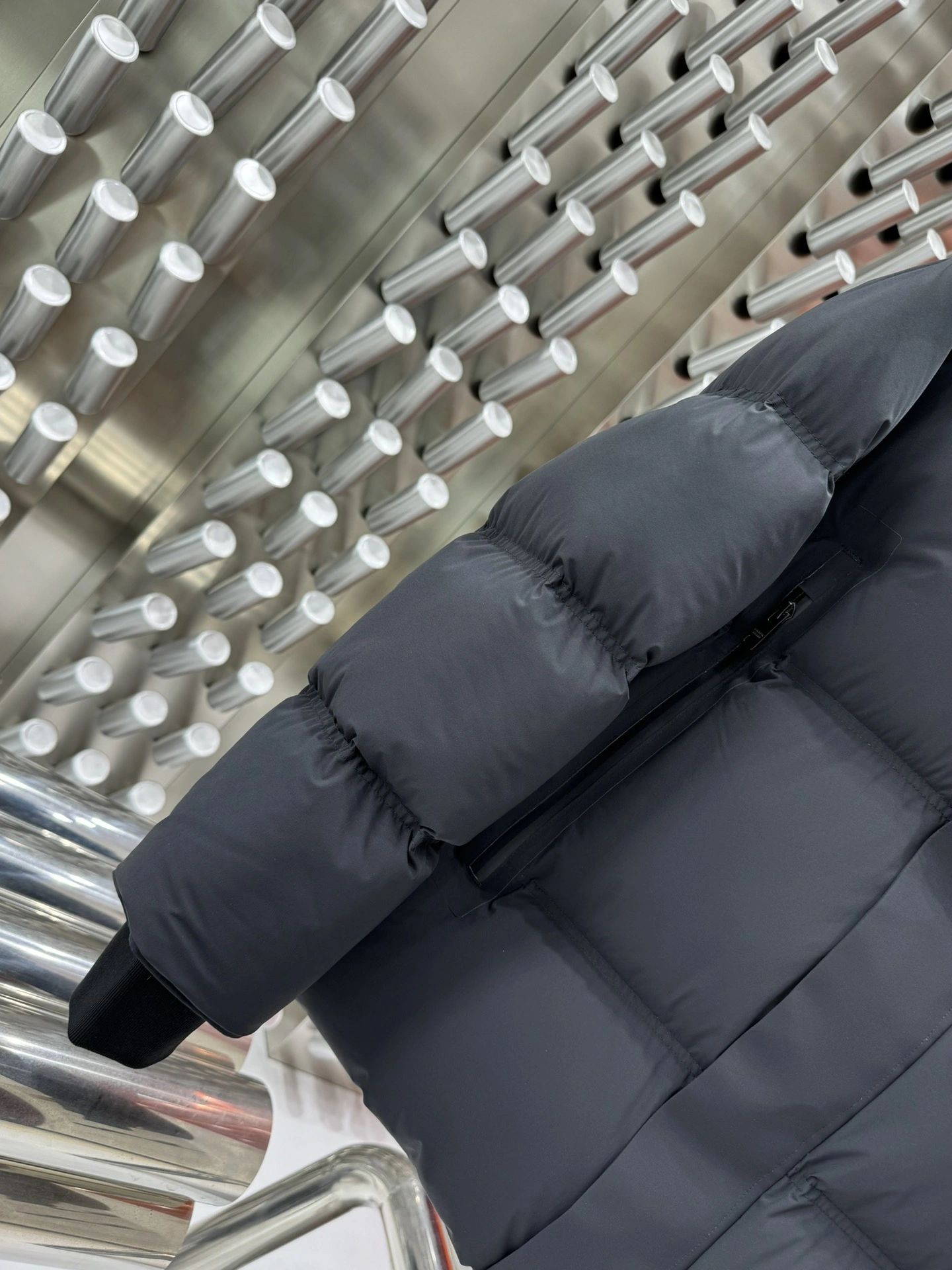 Prada Down Jackets ZipUp 172308