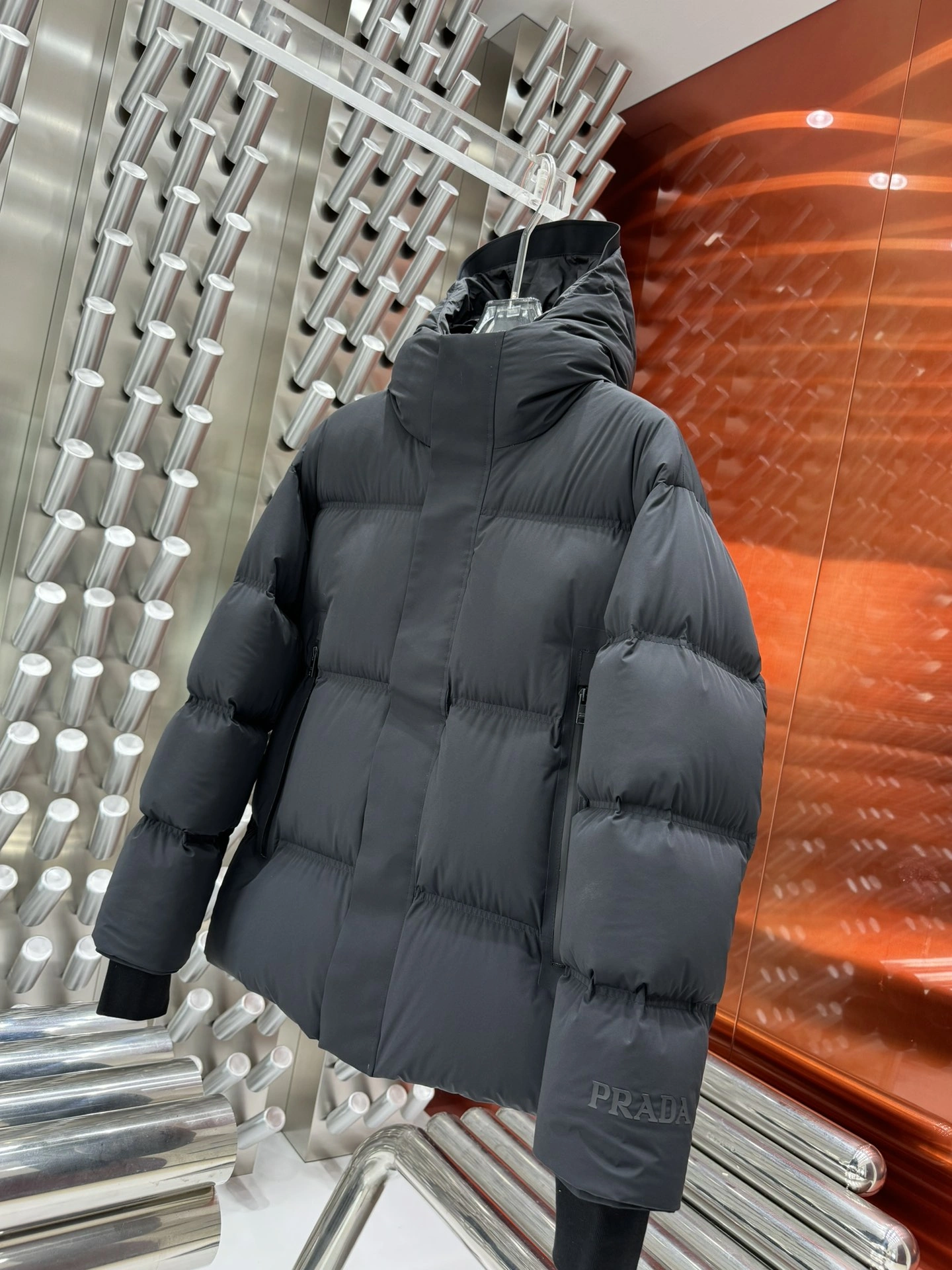 Prada Down Jackets ZipUp 172308