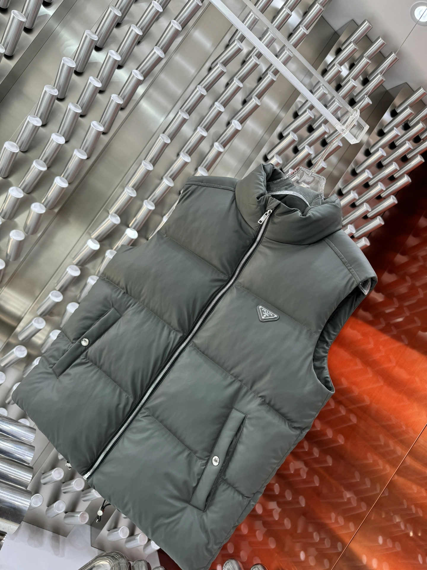 Prada Down Jackets Attractive 172305