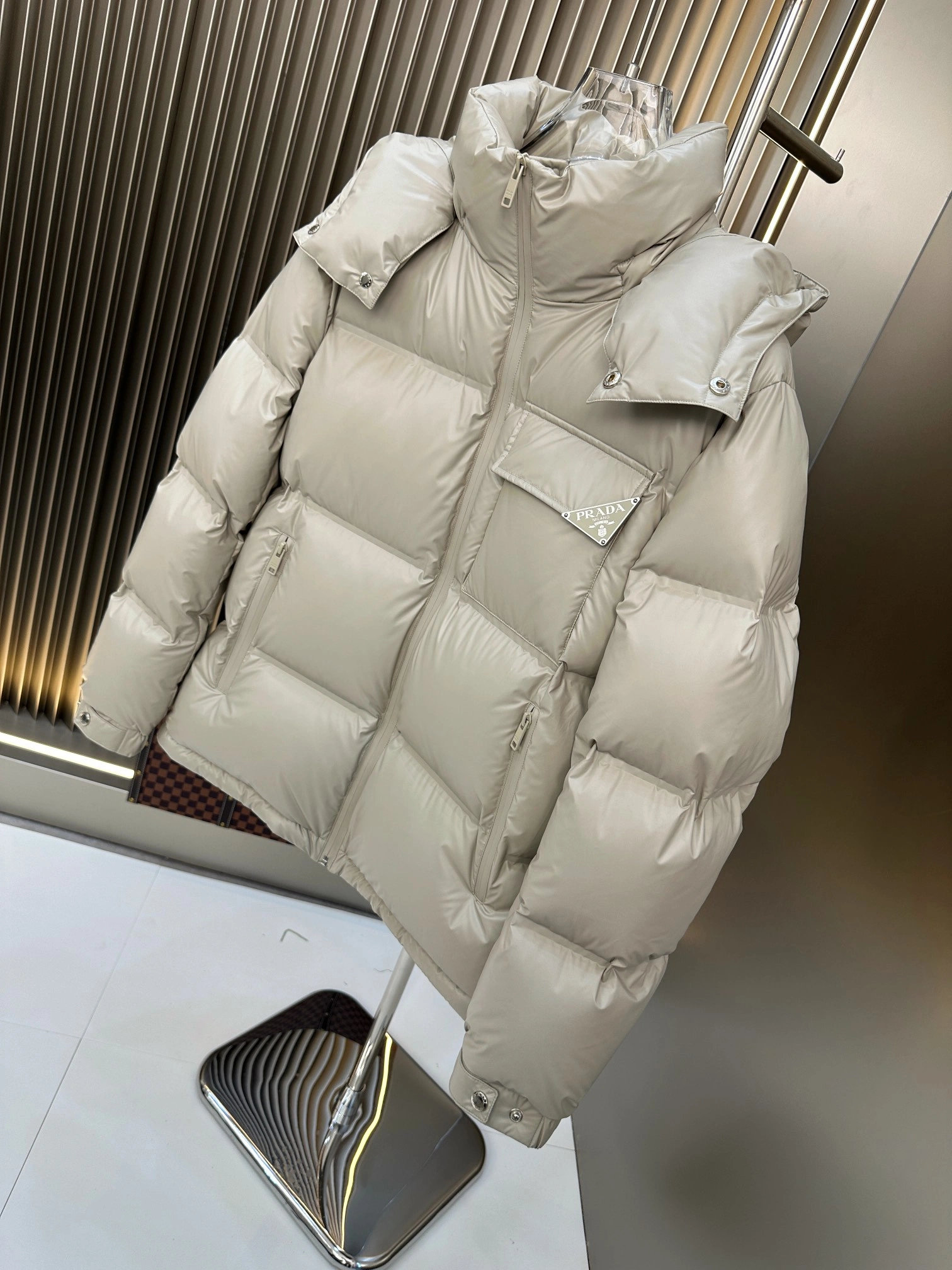 Prada Down Jackets Refined 172301