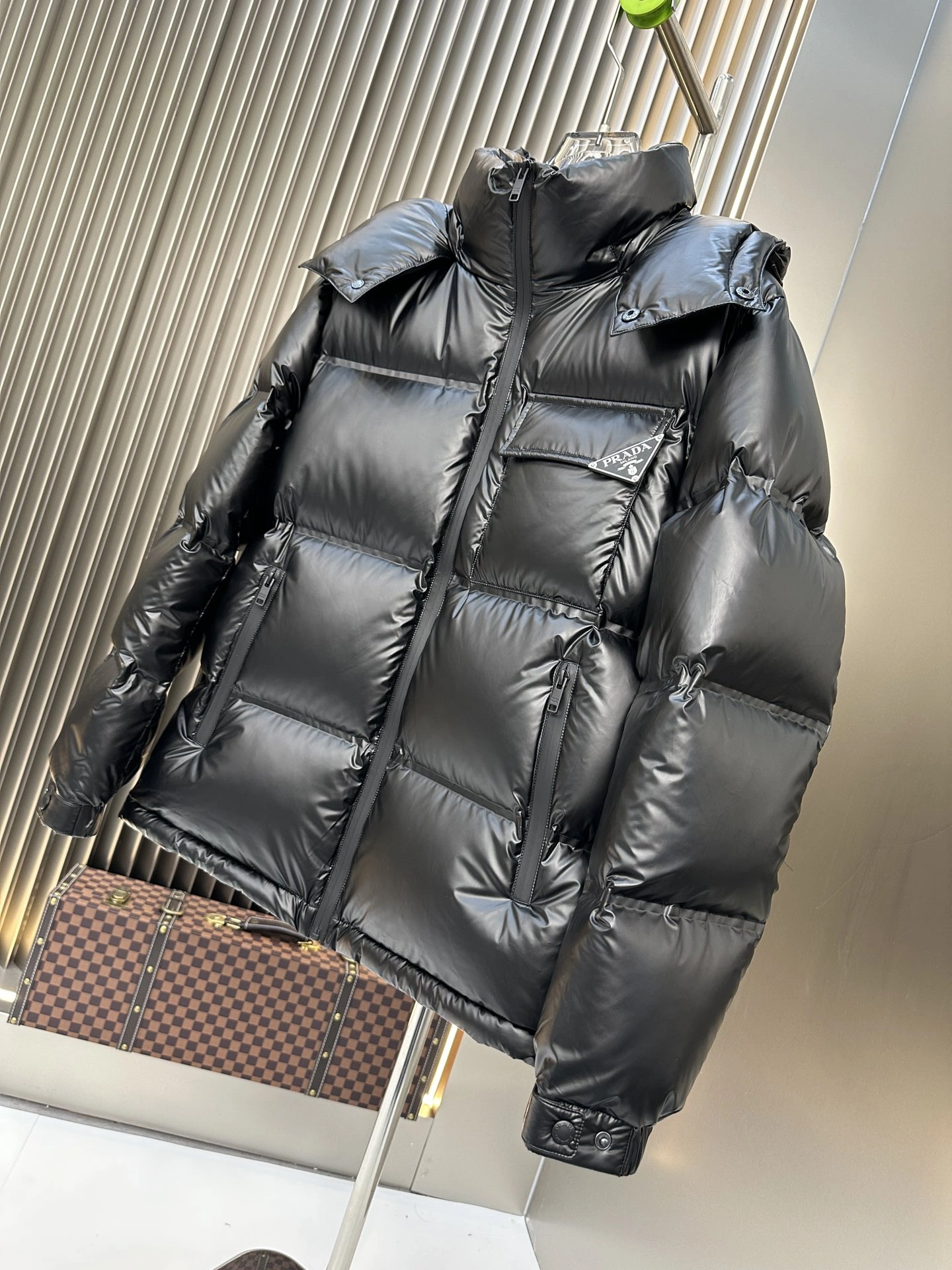SmartChoice Prada Down Jackets 172303