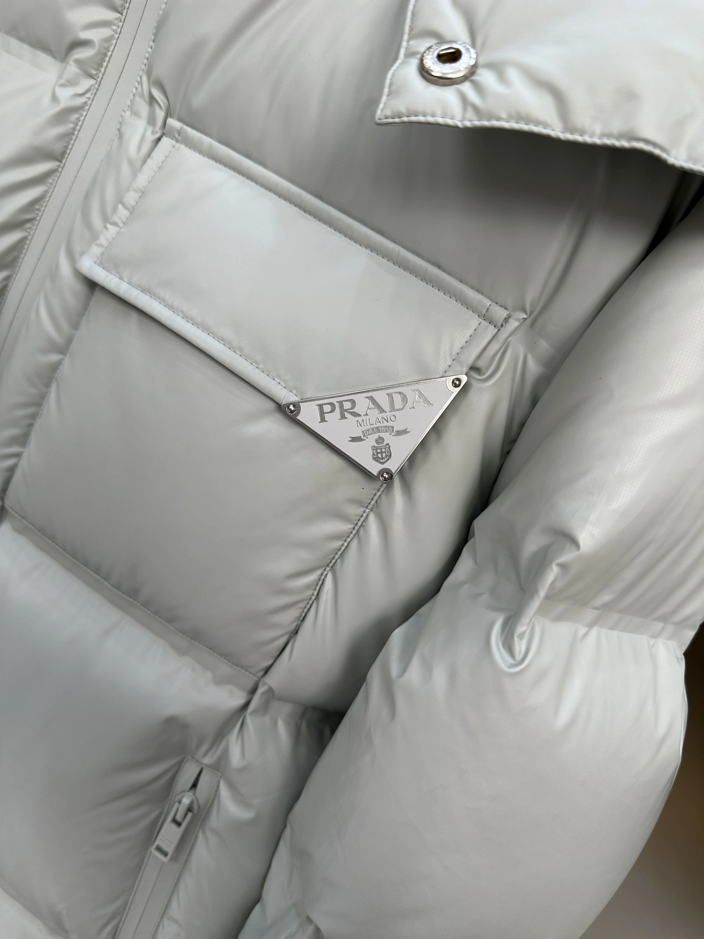 EyeCatching Prada Down Jackets 172300