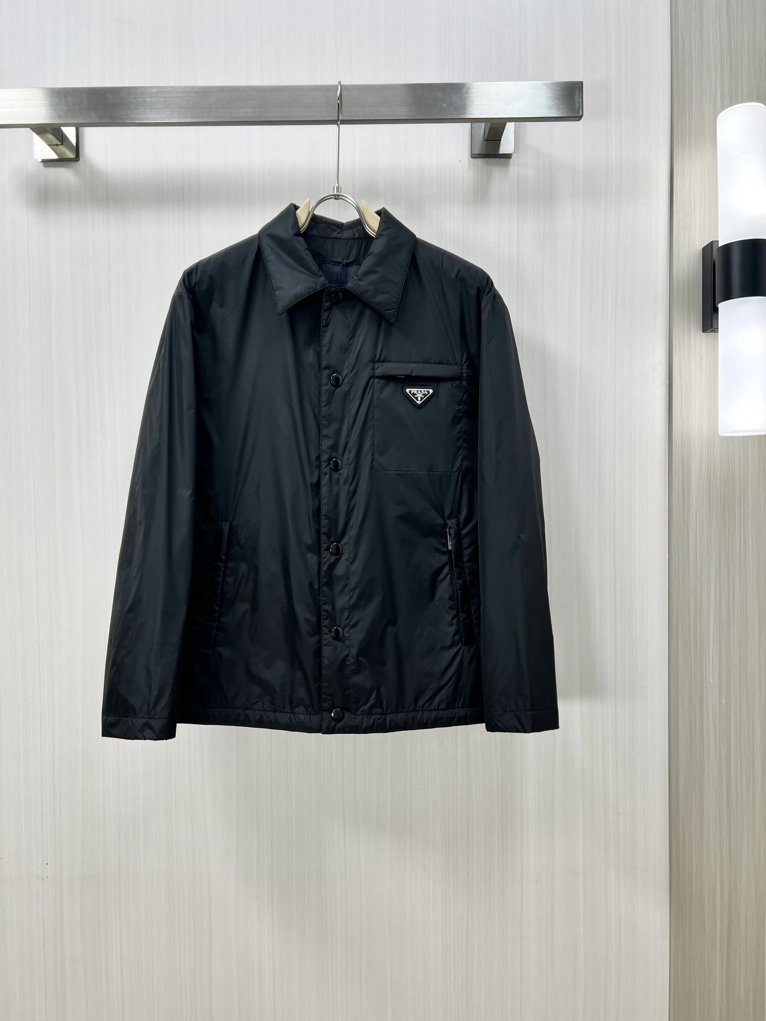Vibrant Prada Down Jackets 172298