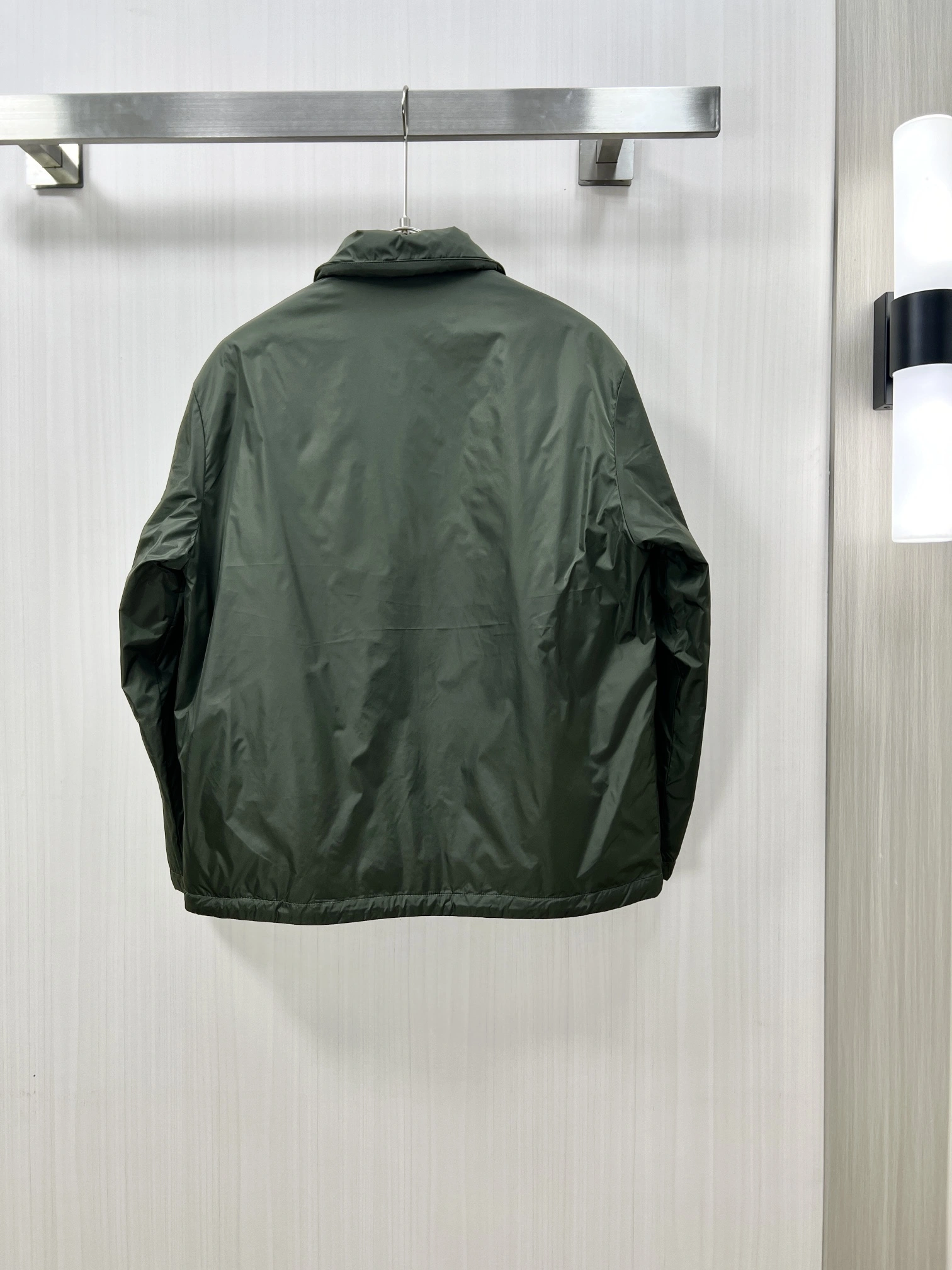 Prada Down Jackets TechFriendly 172297