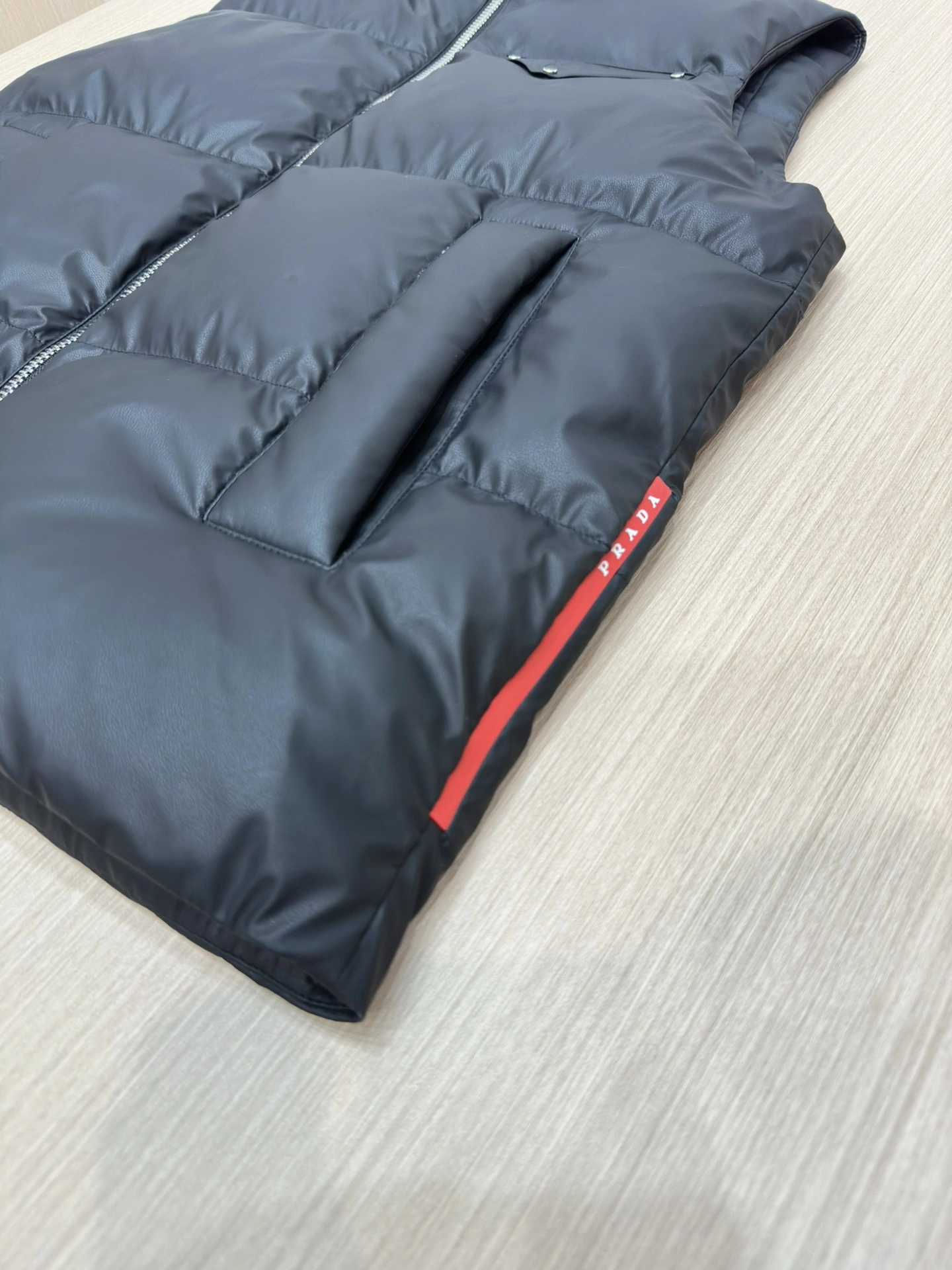 Prada Down Jackets Affordable 172296