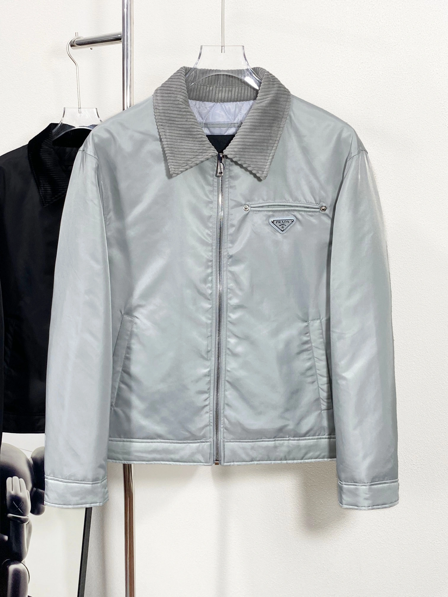 Prada Down Jackets HighQuality 172283