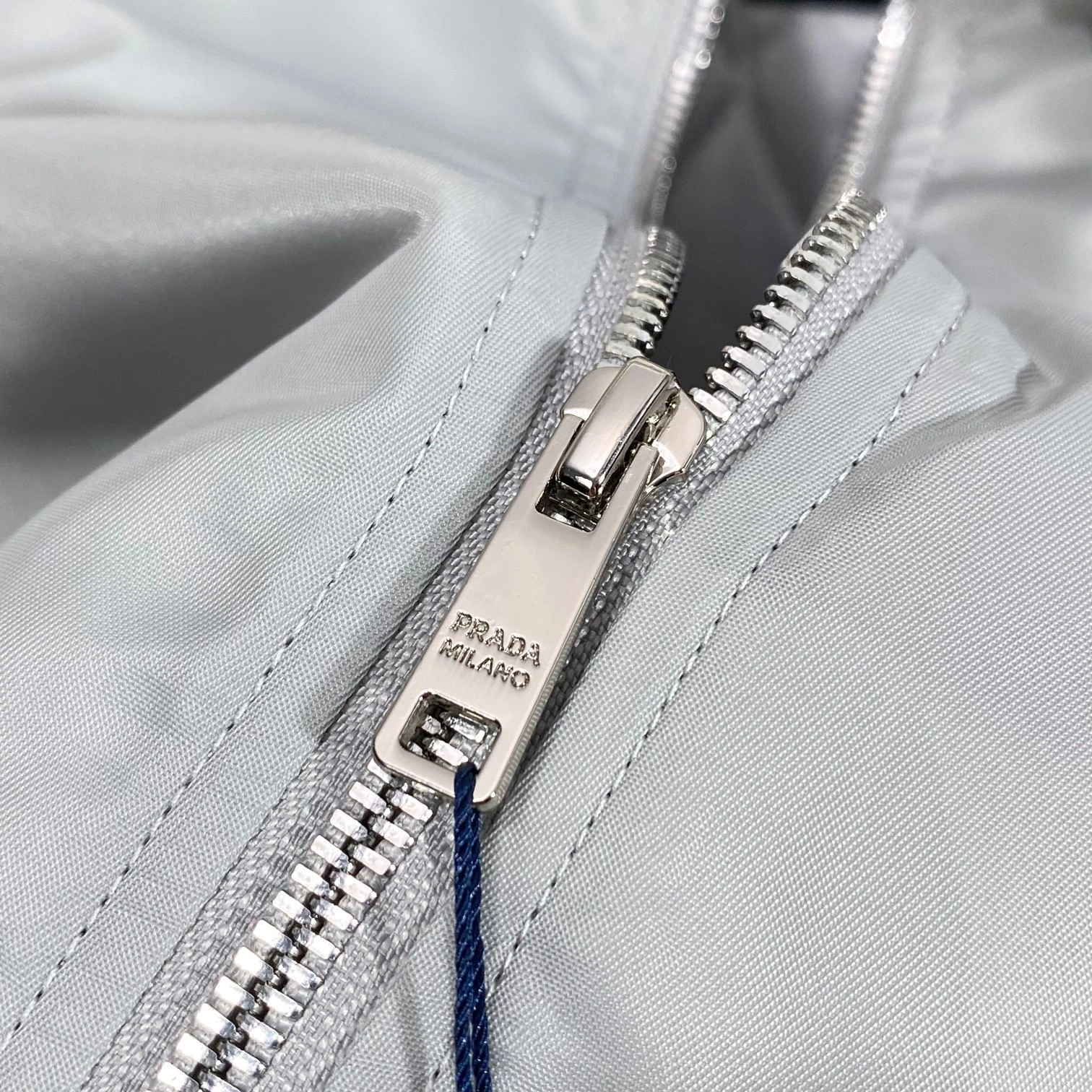 Prada Down Jackets HighQuality 172283