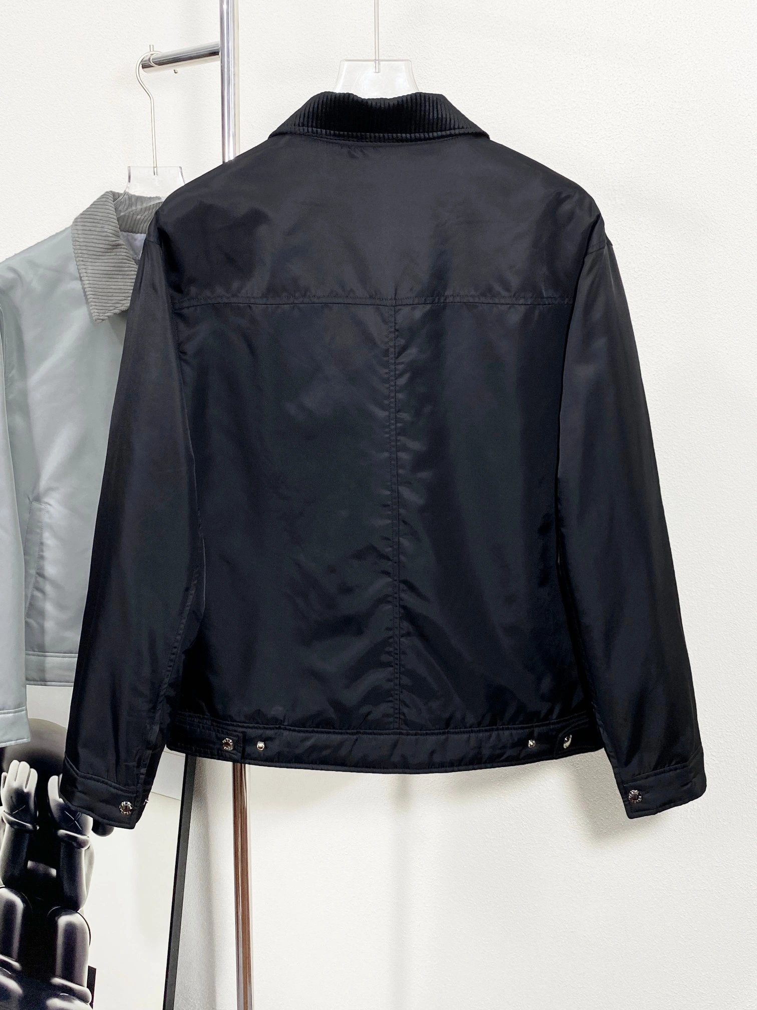 Prada Down Jackets Affordable 172276