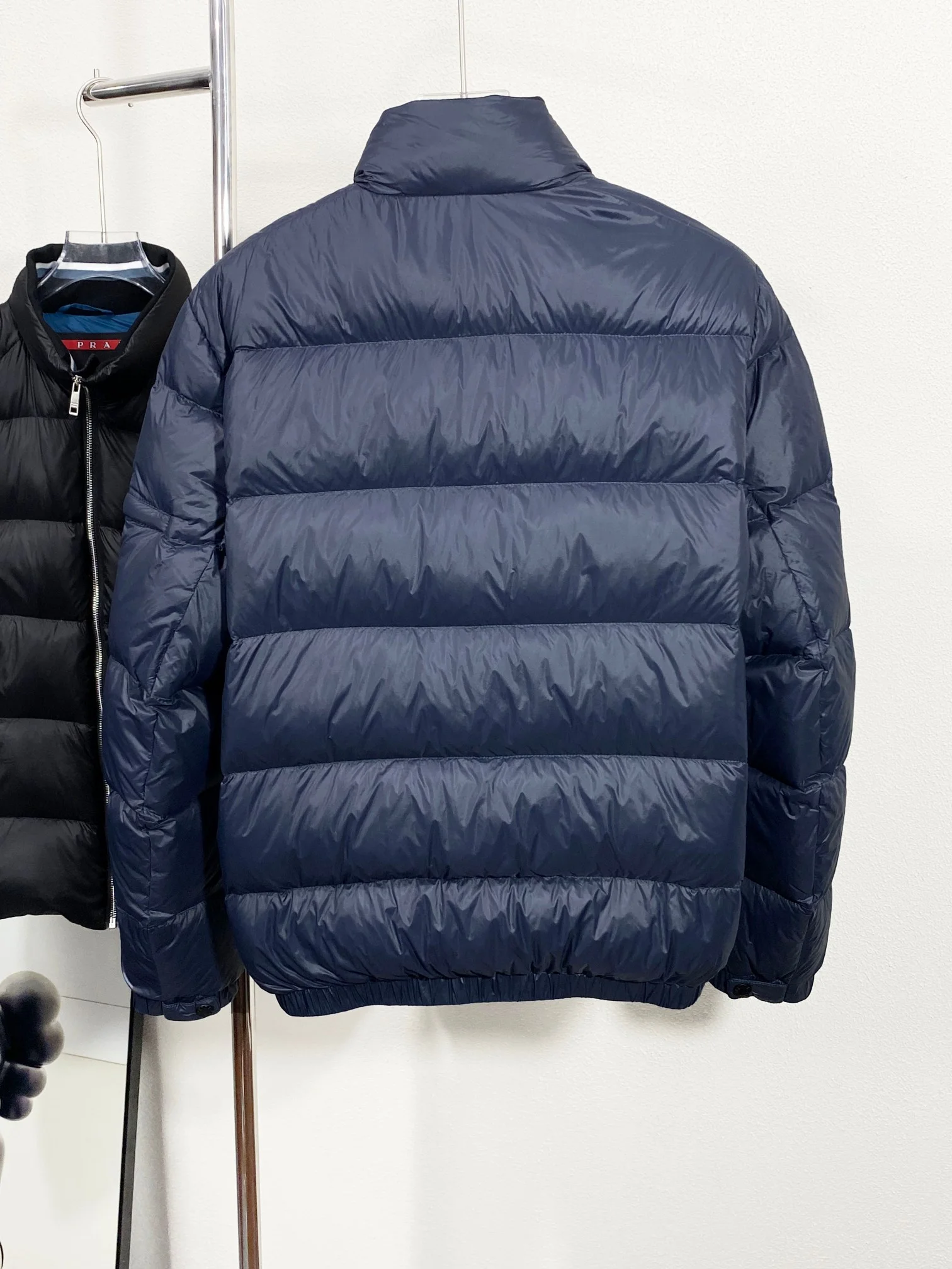 Prada Down Jackets Sustainable 165607