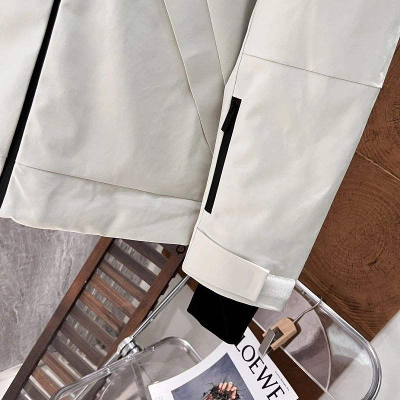 Functional Prada Down Jackets 172082