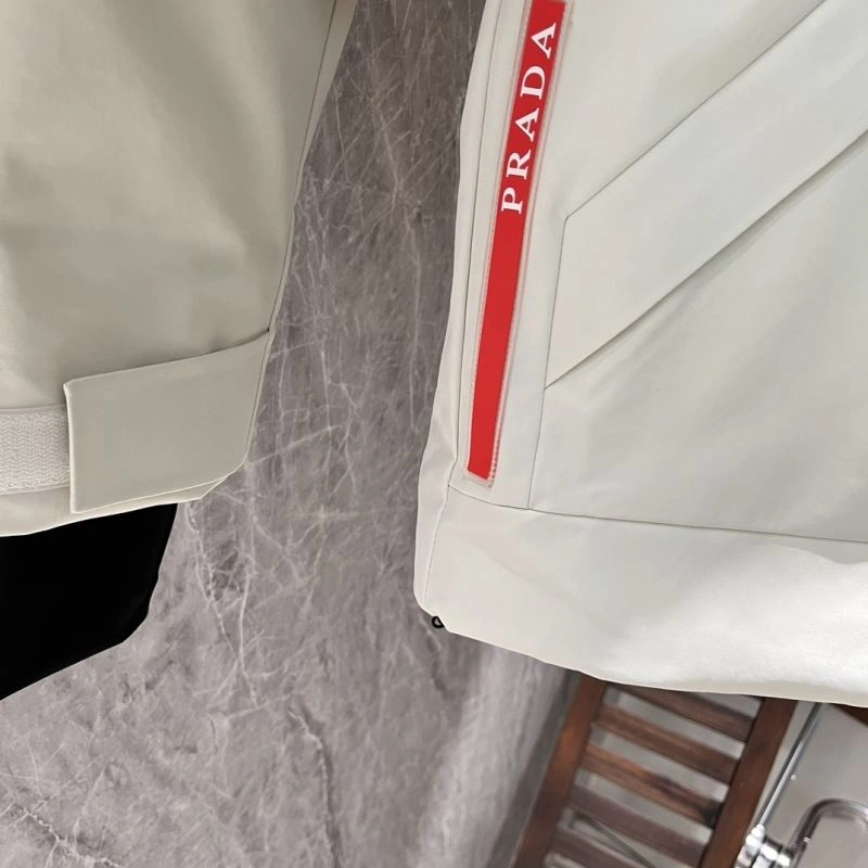 Functional Prada Down Jackets 172082