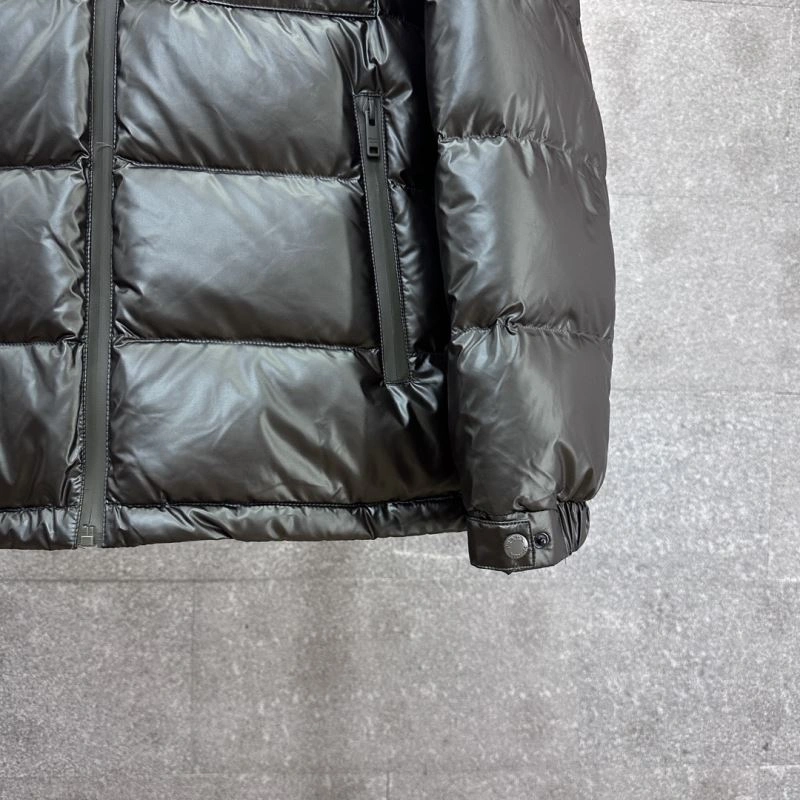 Prada Down Jackets TravelReady 172047
