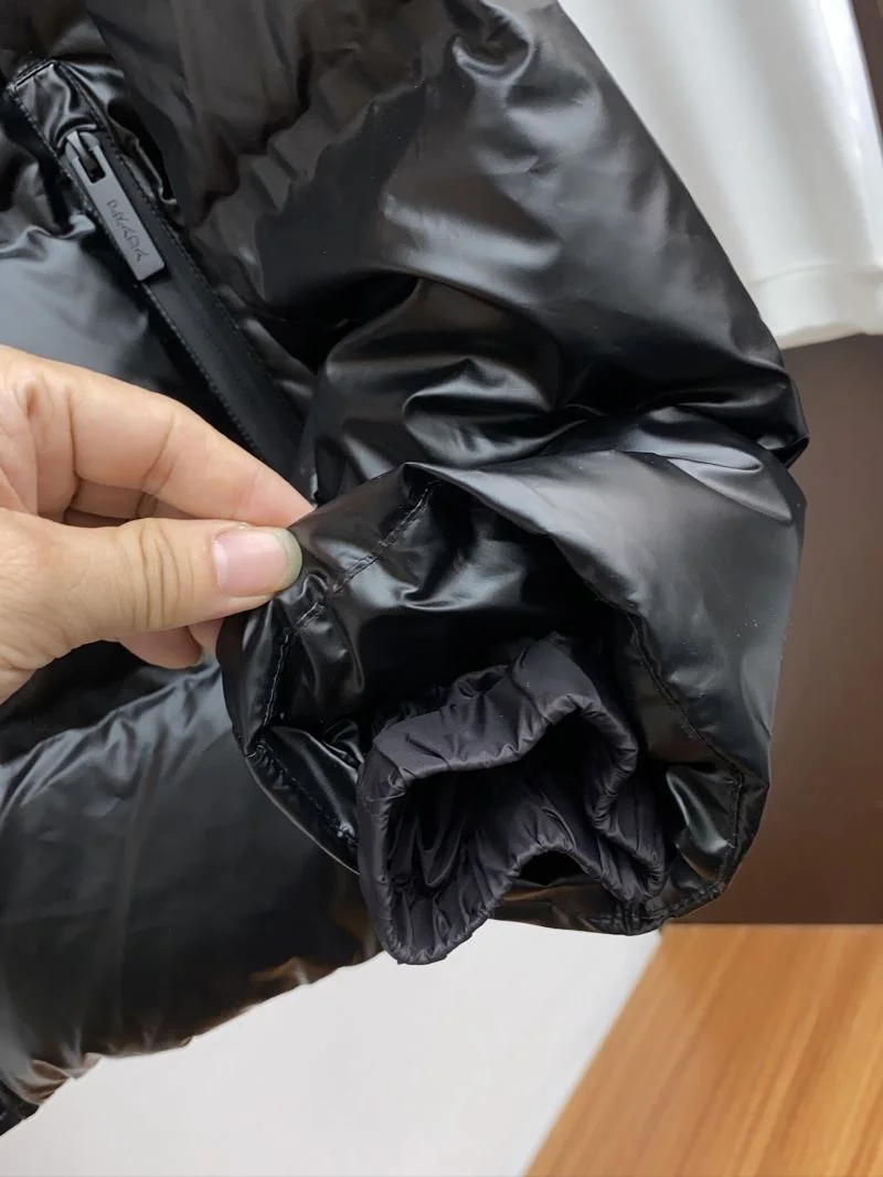 AllSeason Prada Down Jackets 165650