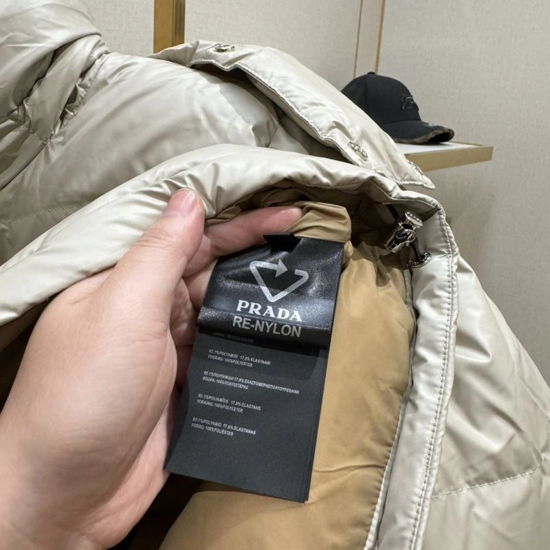 Casual Prada Down Jackets 172025